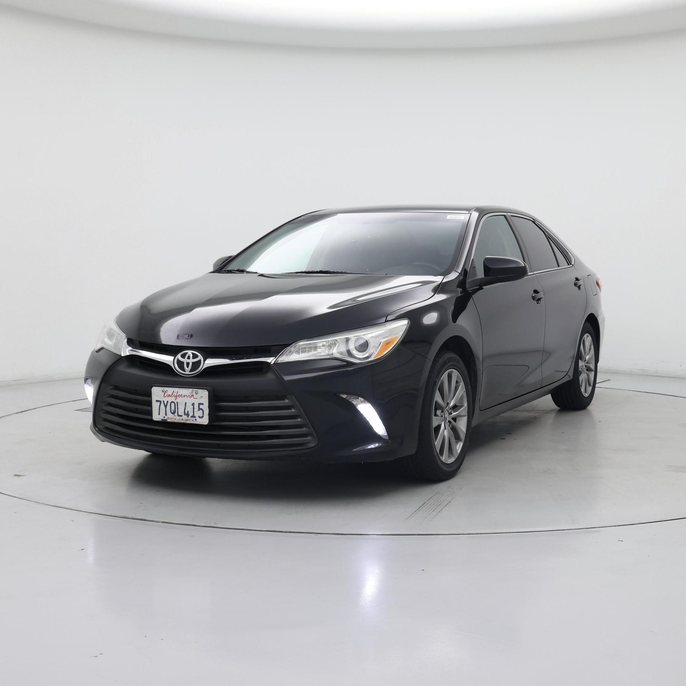 Thumbnail: 2017 Toyota Camry - 4