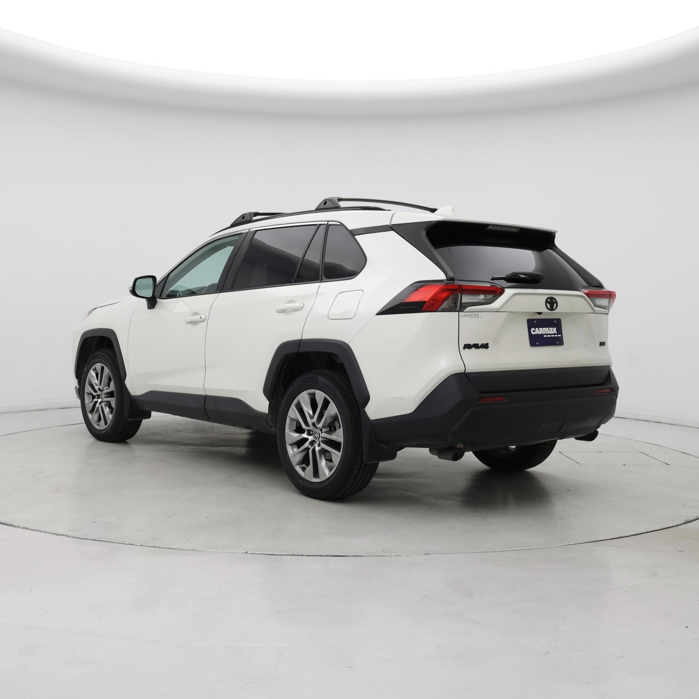 Thumbnail: 2022 Toyota RAV4 - 2