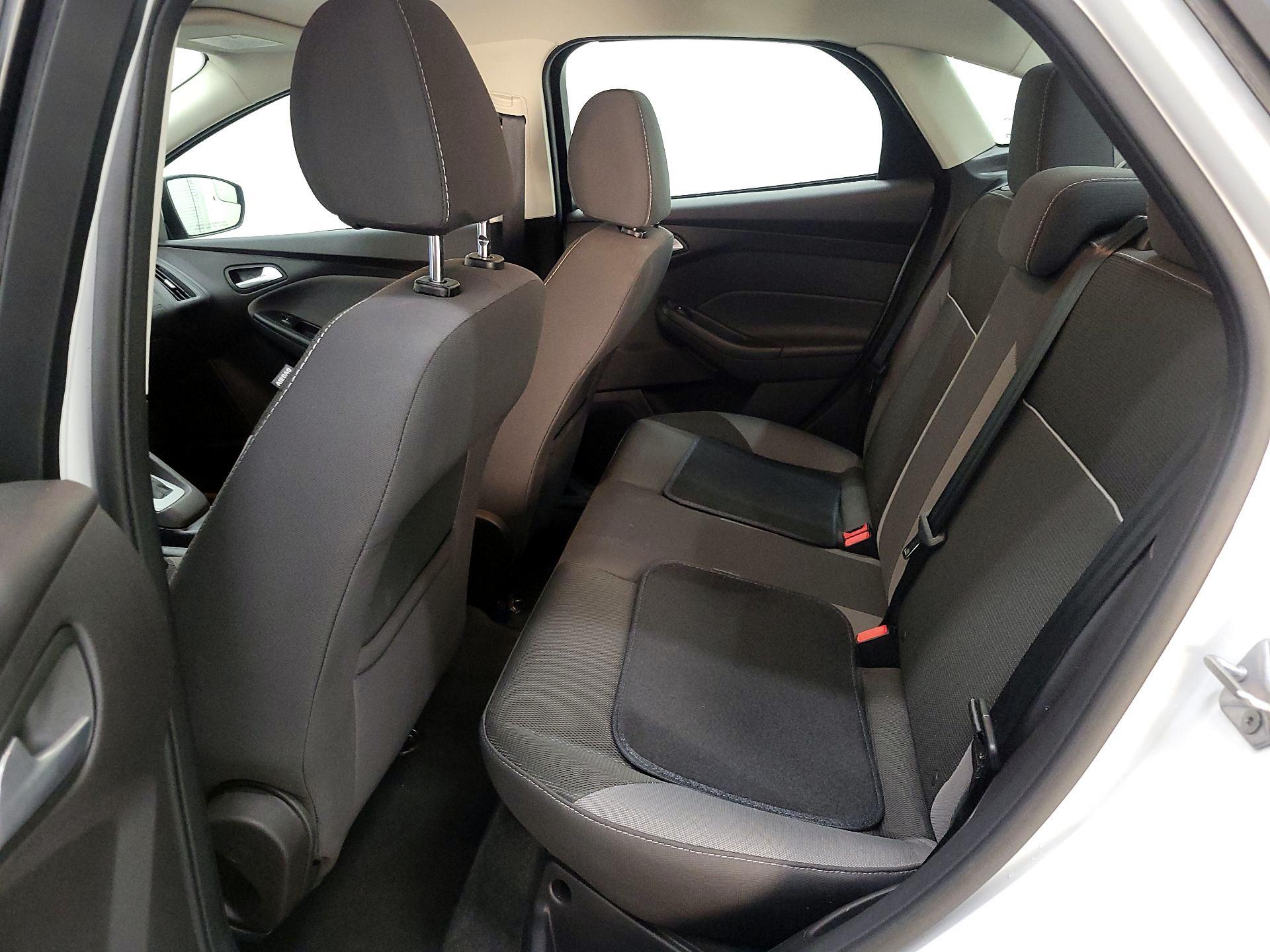 Thumbnail: 2014 Ford Focus - 18