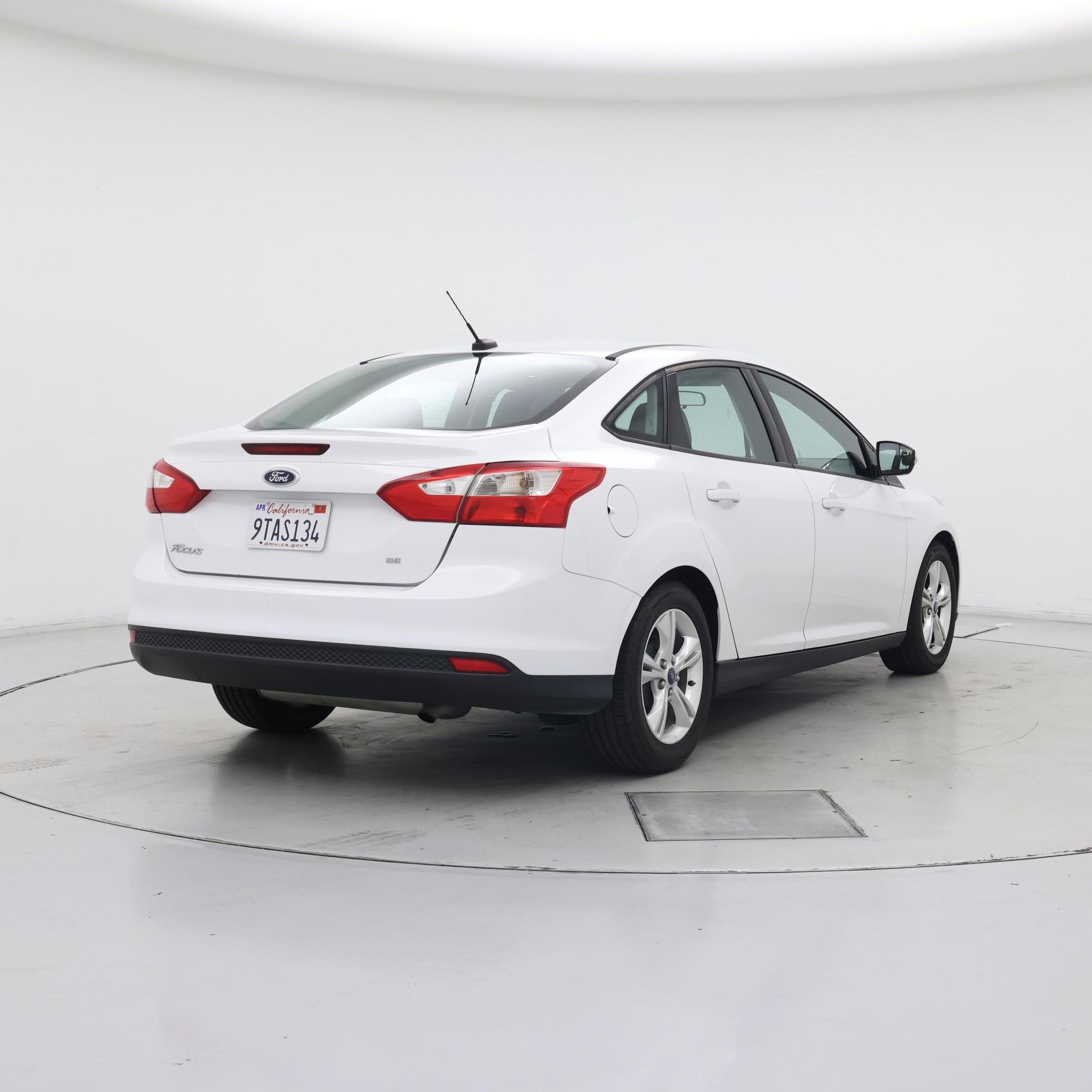 Thumbnail: 2014 Ford Focus - 8