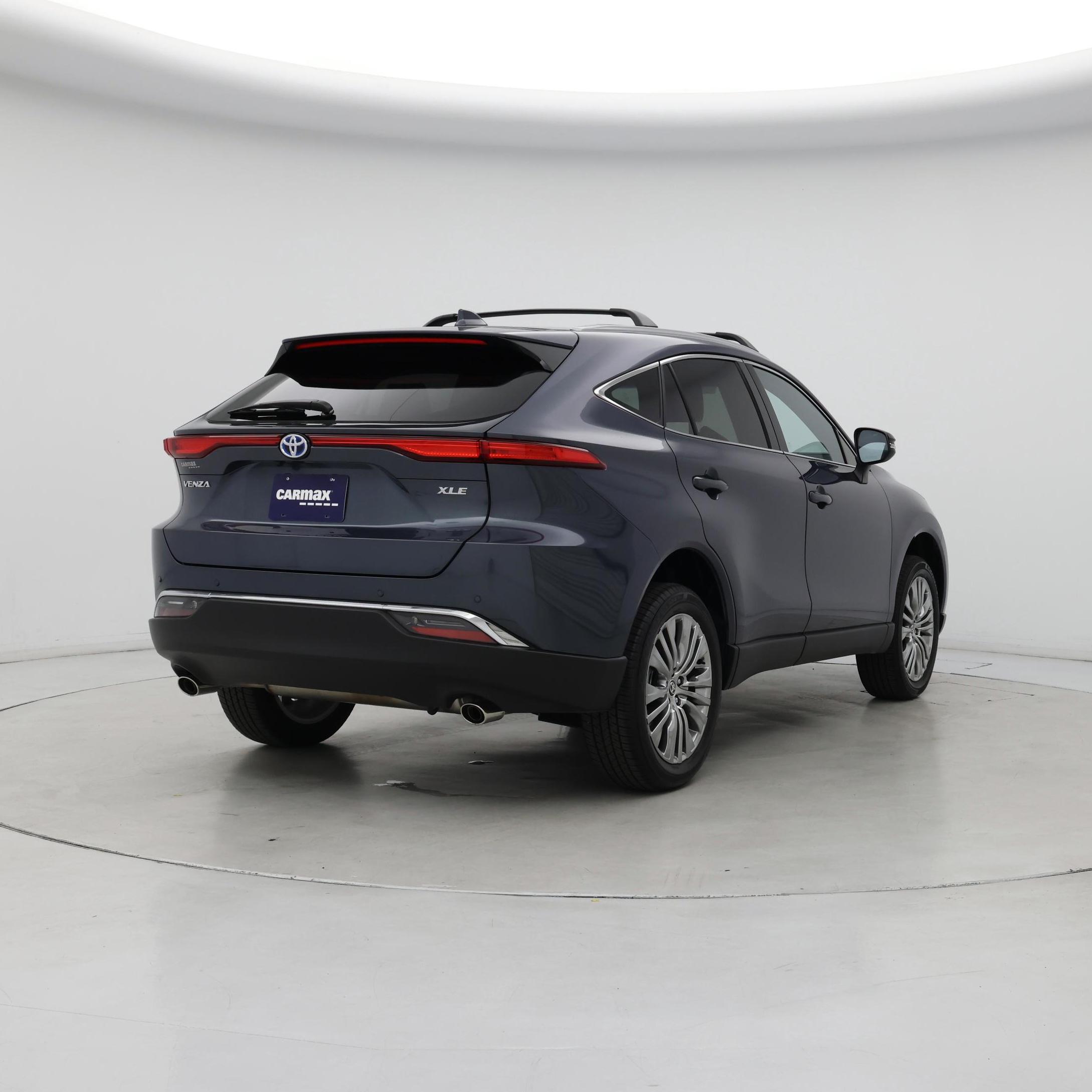 Thumbnail: 2024 Toyota Venza - 8