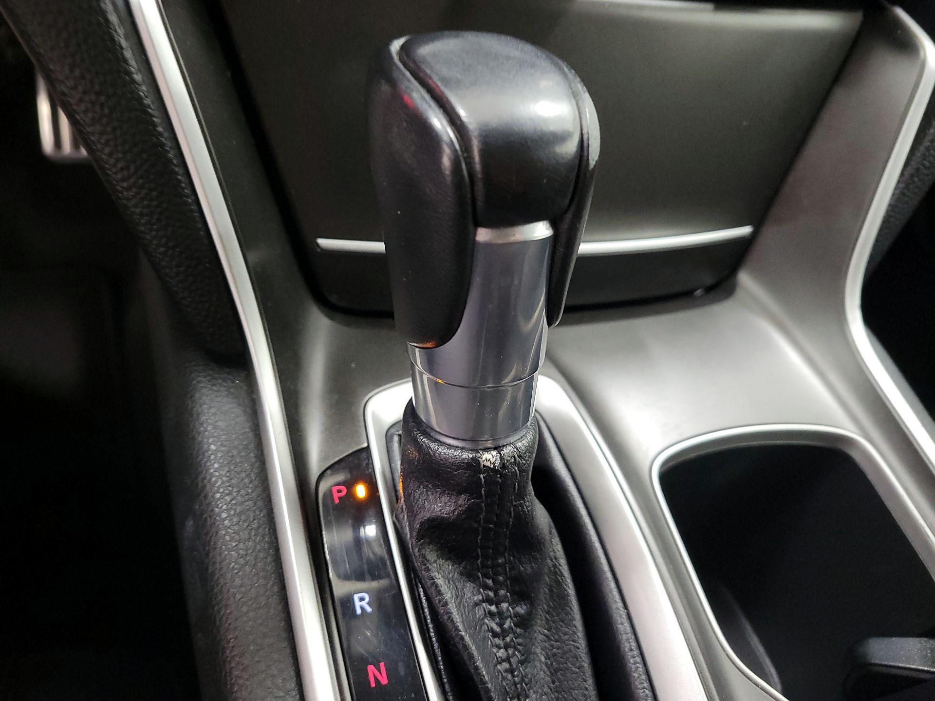 Thumbnail: 2018 Honda Accord - 17