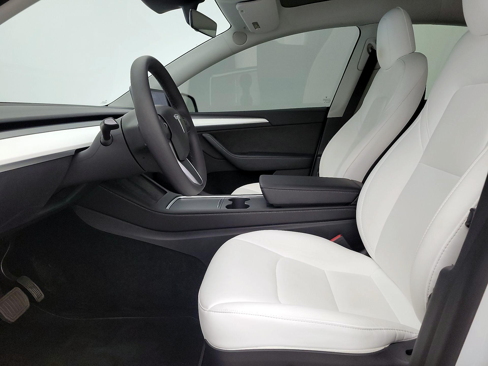 Thumbnail: 2023 Tesla Model Y - 11