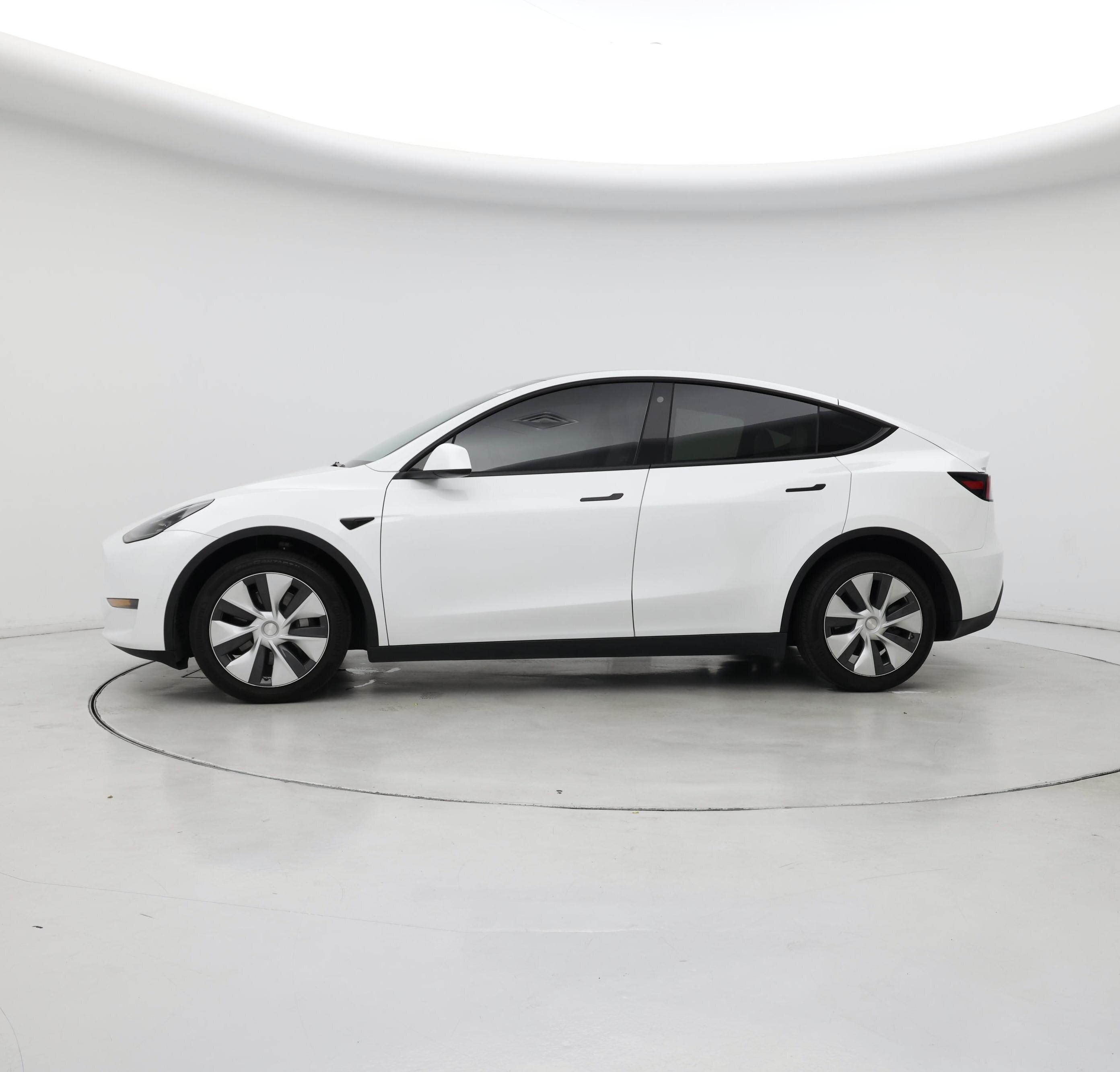 Thumbnail: 2023 Tesla Model Y - 3