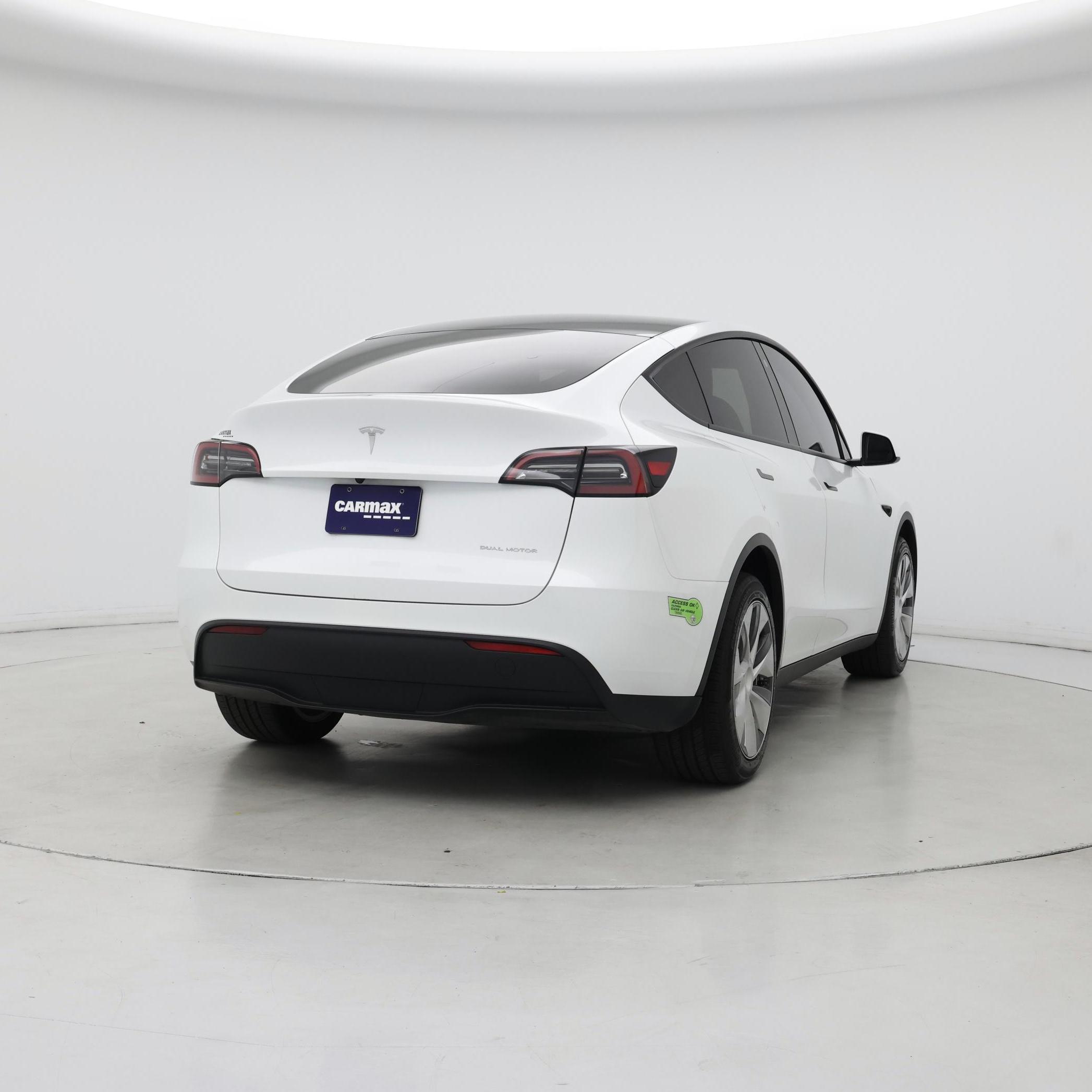 Thumbnail: 2023 Tesla Model Y - 8