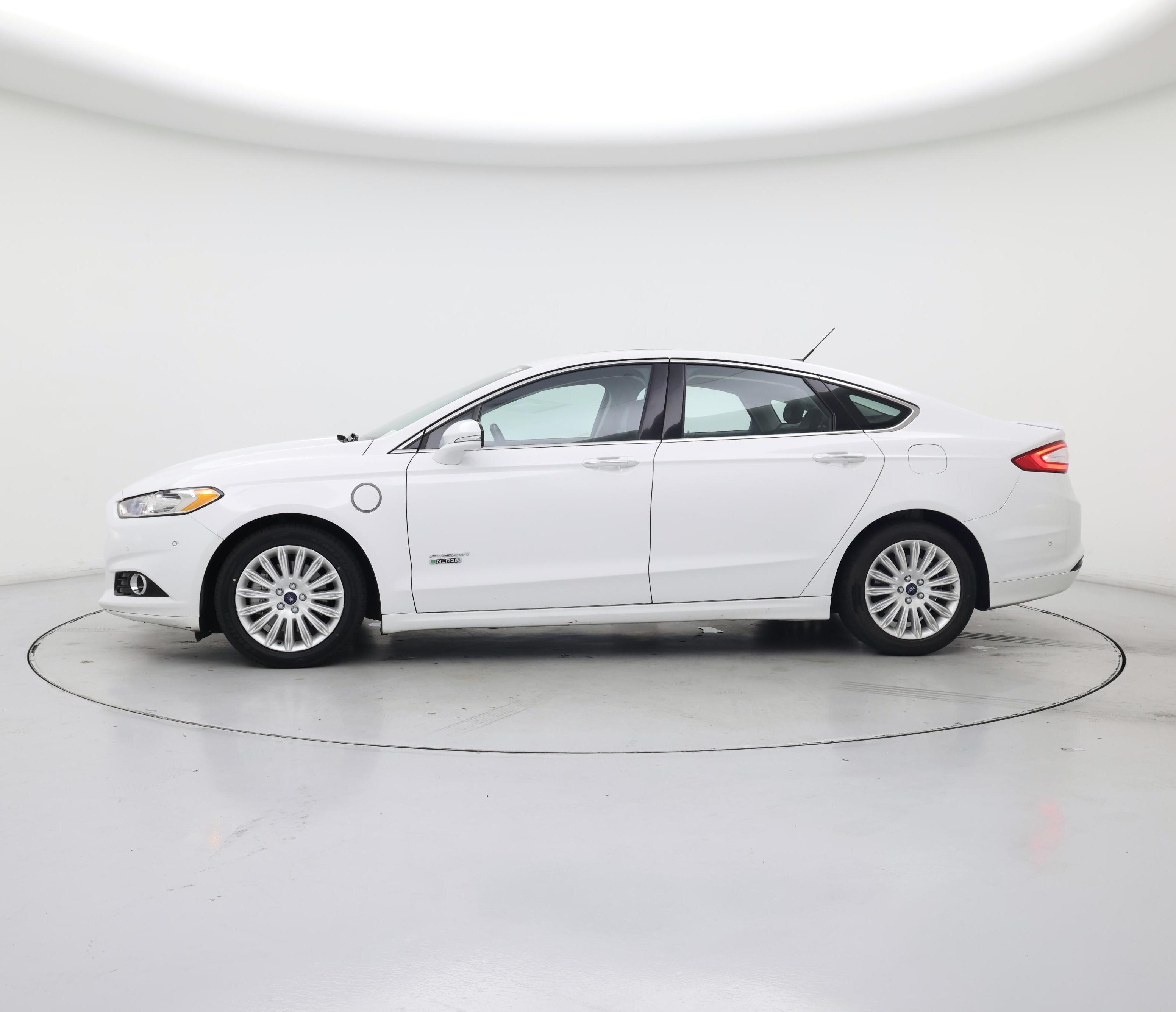 Thumbnail: 2013 Ford Fusion - 3
