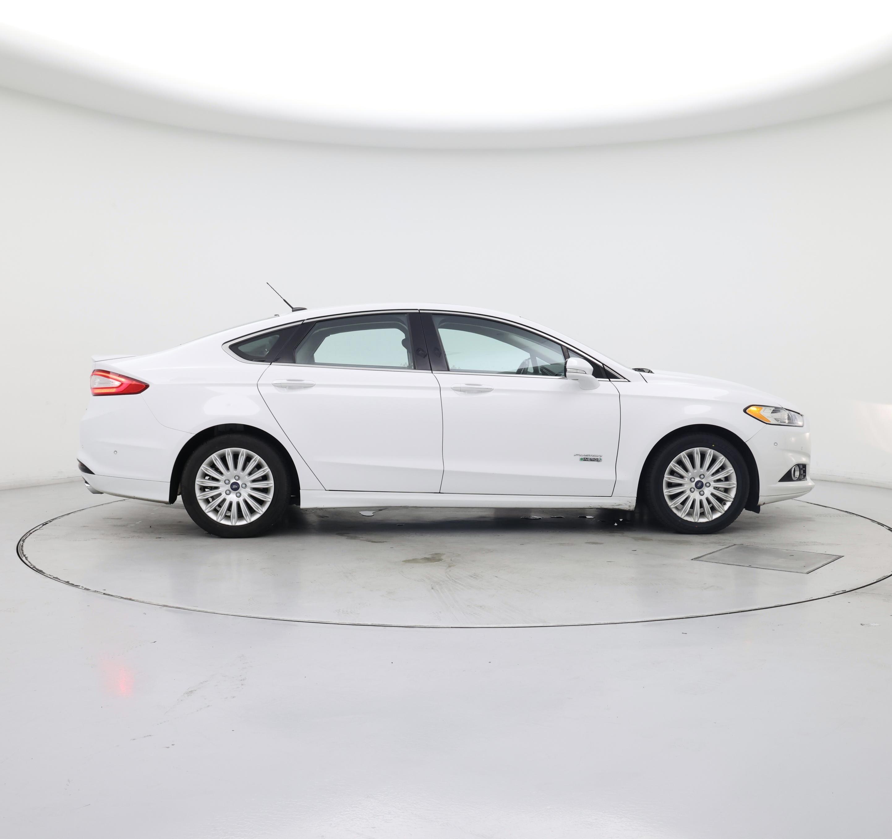 Thumbnail: 2013 Ford Fusion - 7