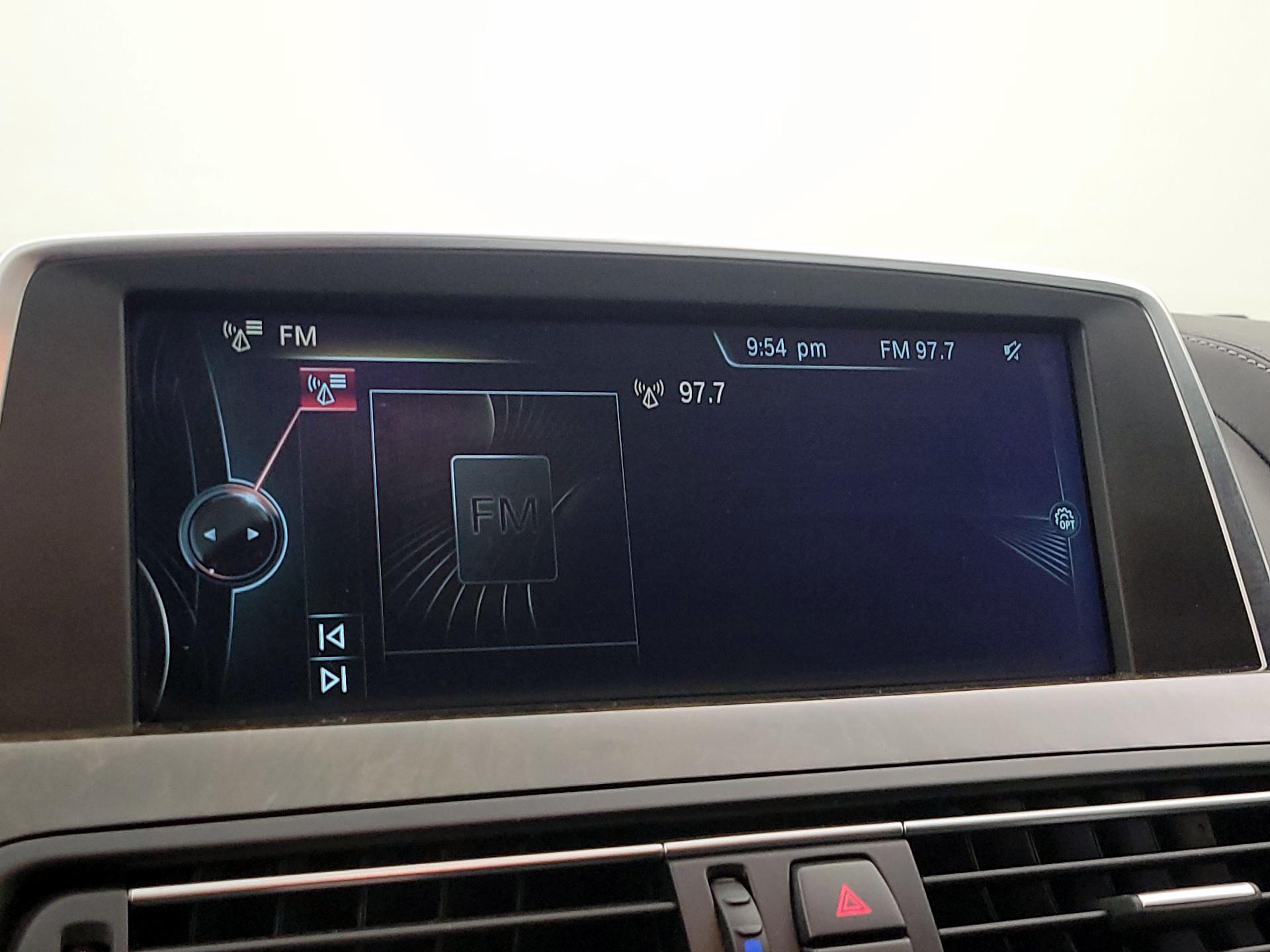 Thumbnail: 2015 BMW 6 Series - 15
