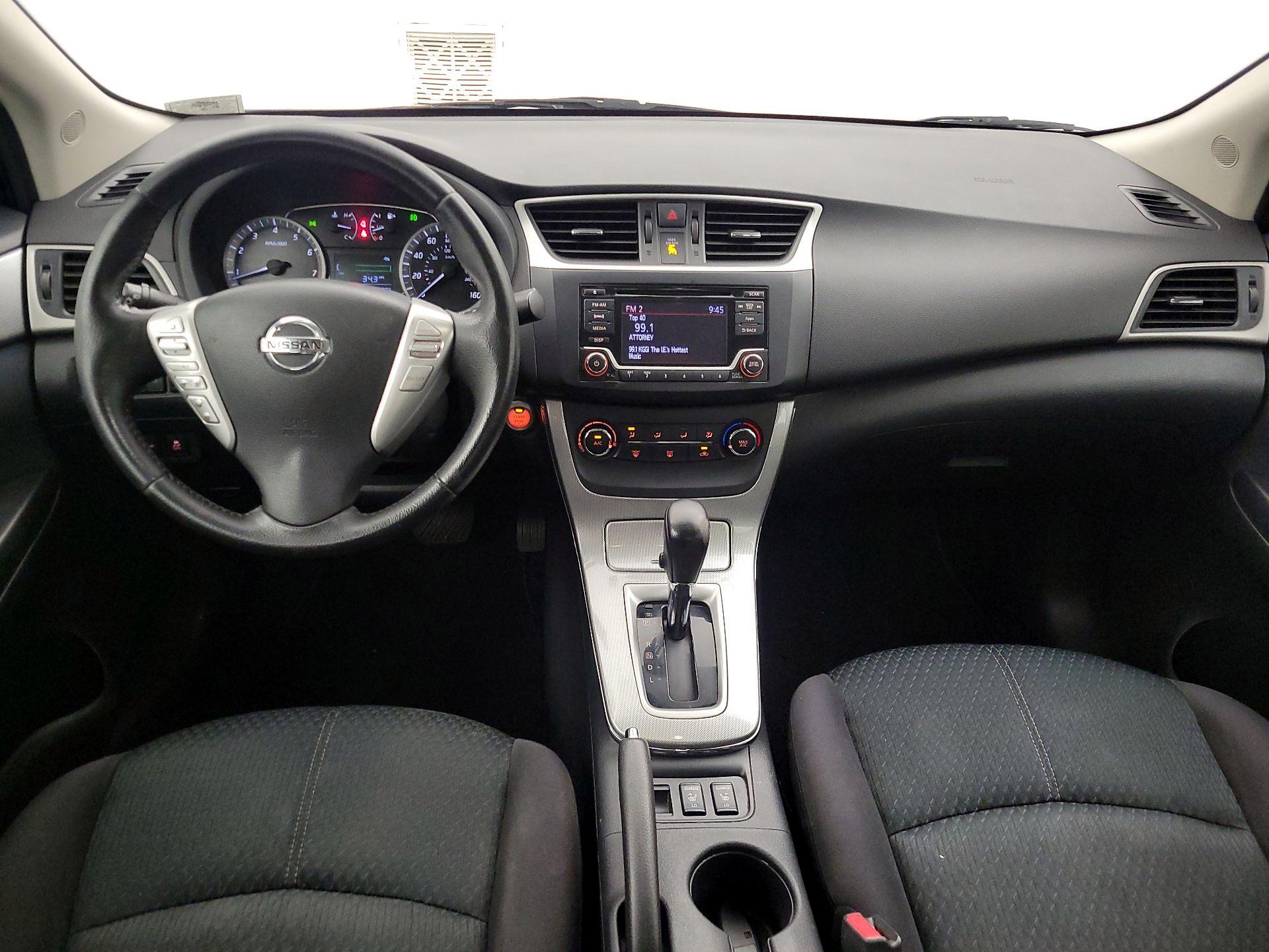 Thumbnail: 2015 Nissan Sentra - 9