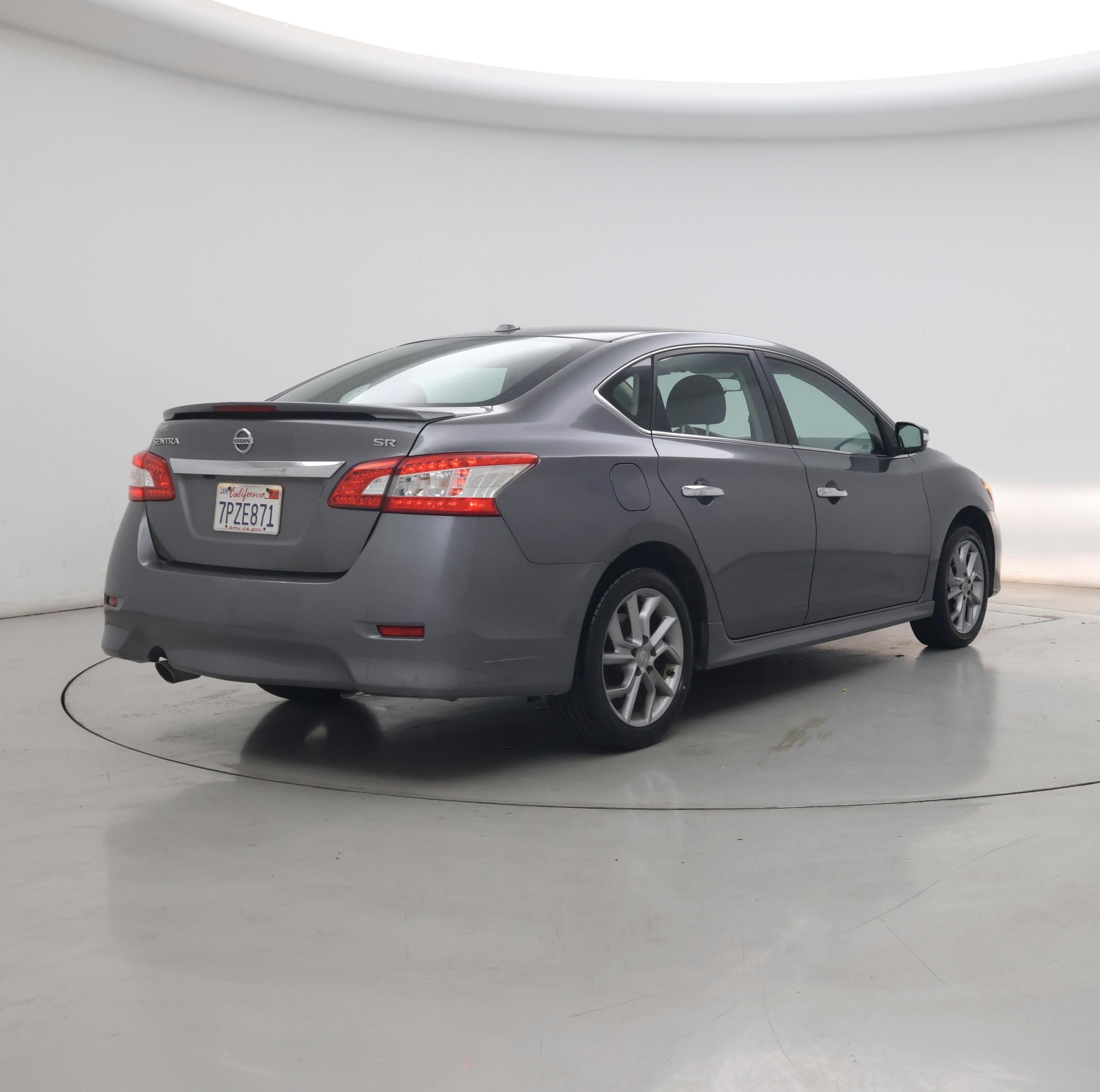 Thumbnail: 2015 Nissan Sentra - 8