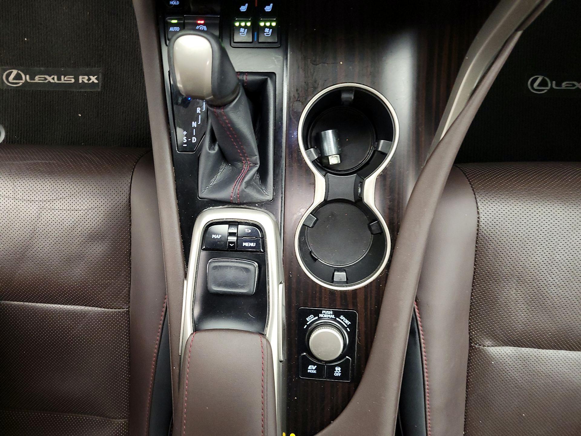 Thumbnail: 2018 Lexus RX - 17