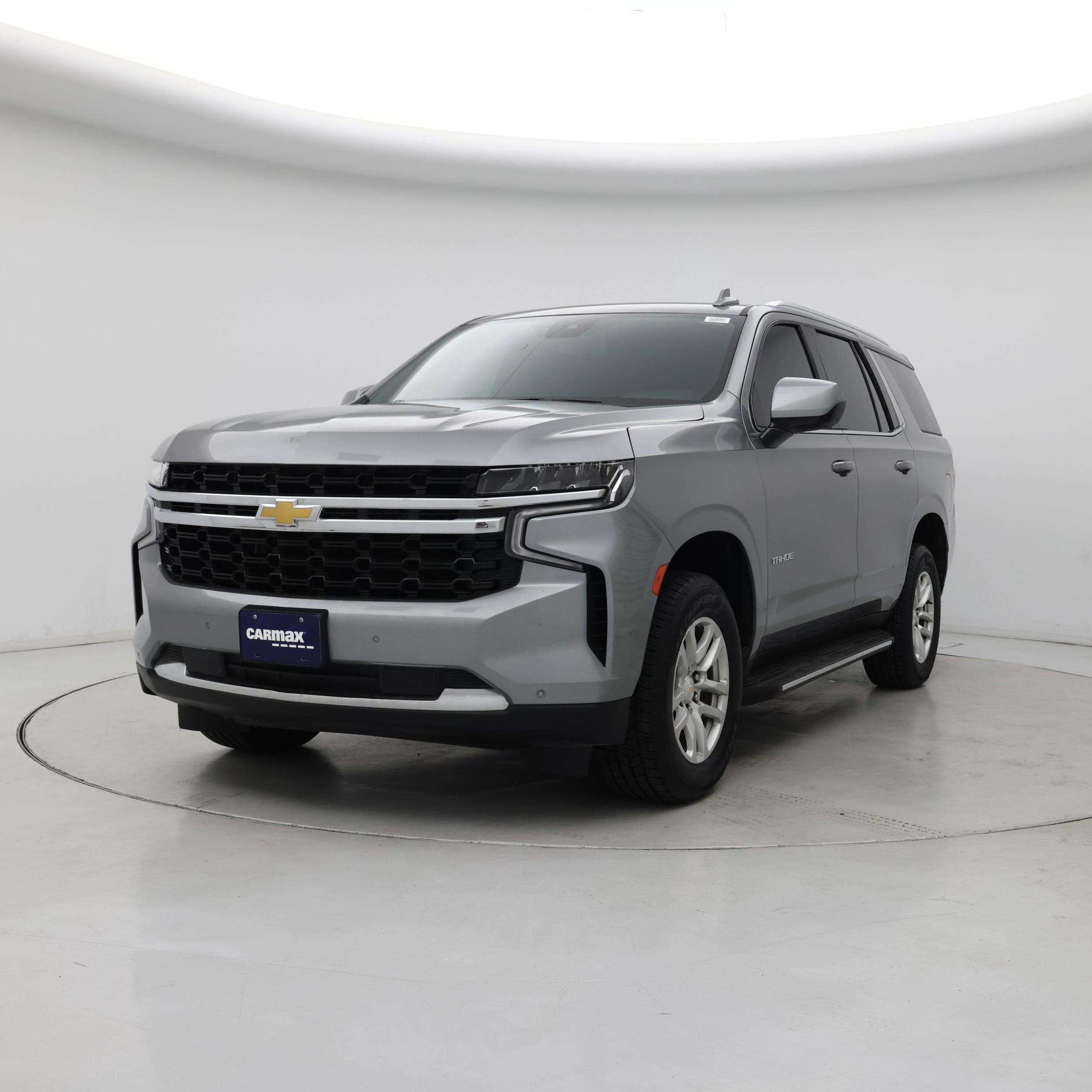 Thumbnail: 2023 Chevrolet Tahoe - 4