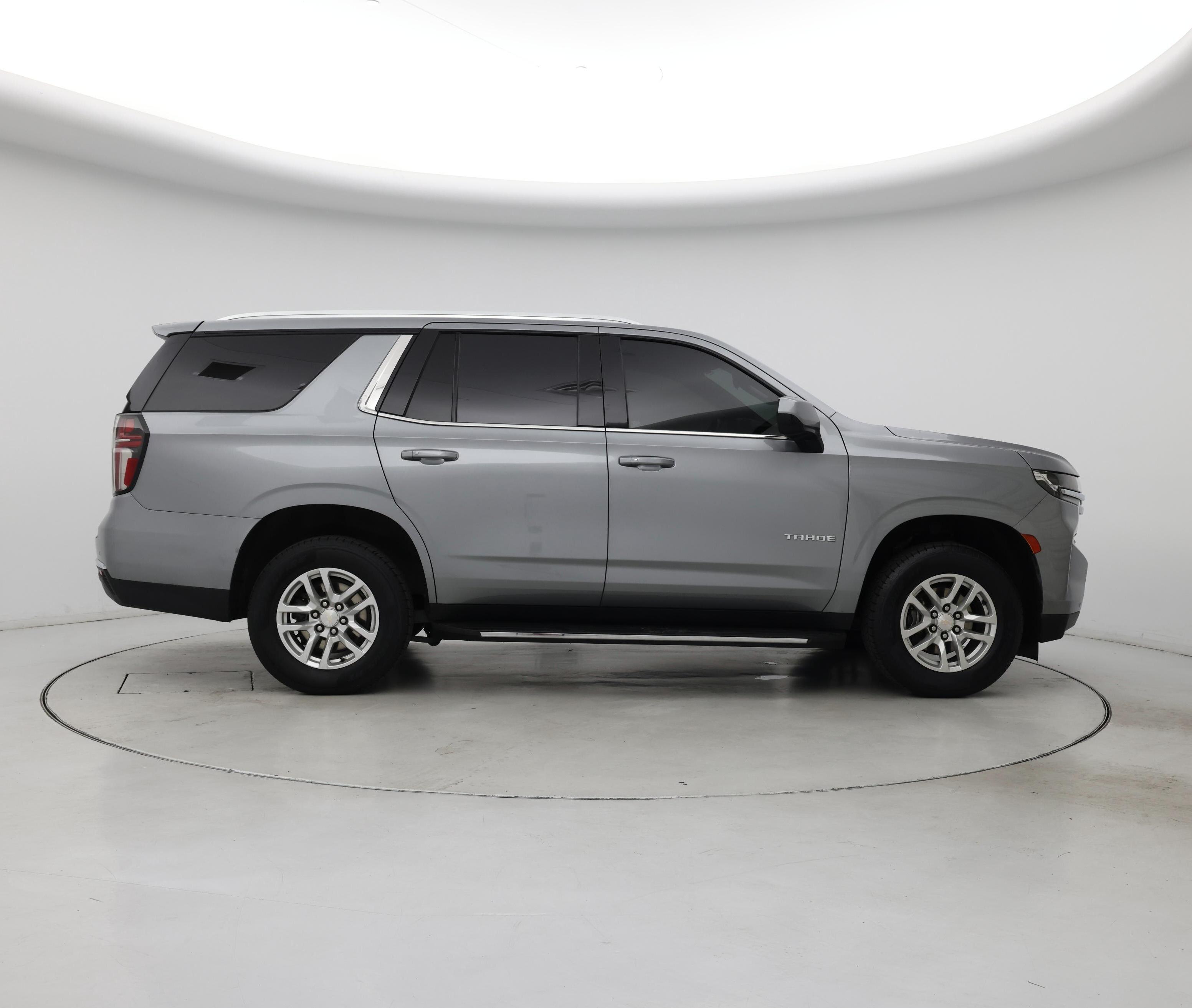 Thumbnail: 2023 Chevrolet Tahoe - 7