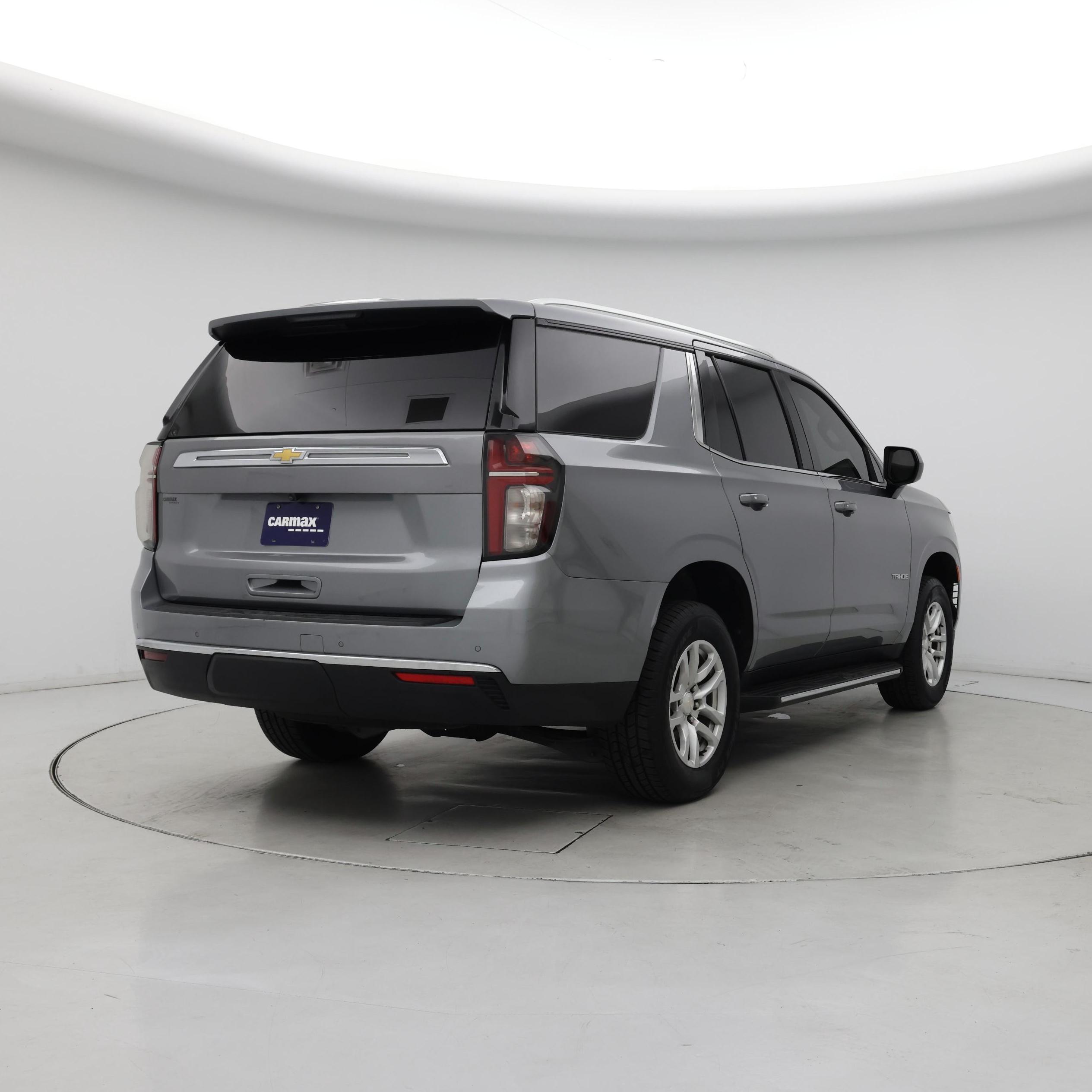 Thumbnail: 2023 Chevrolet Tahoe - 8