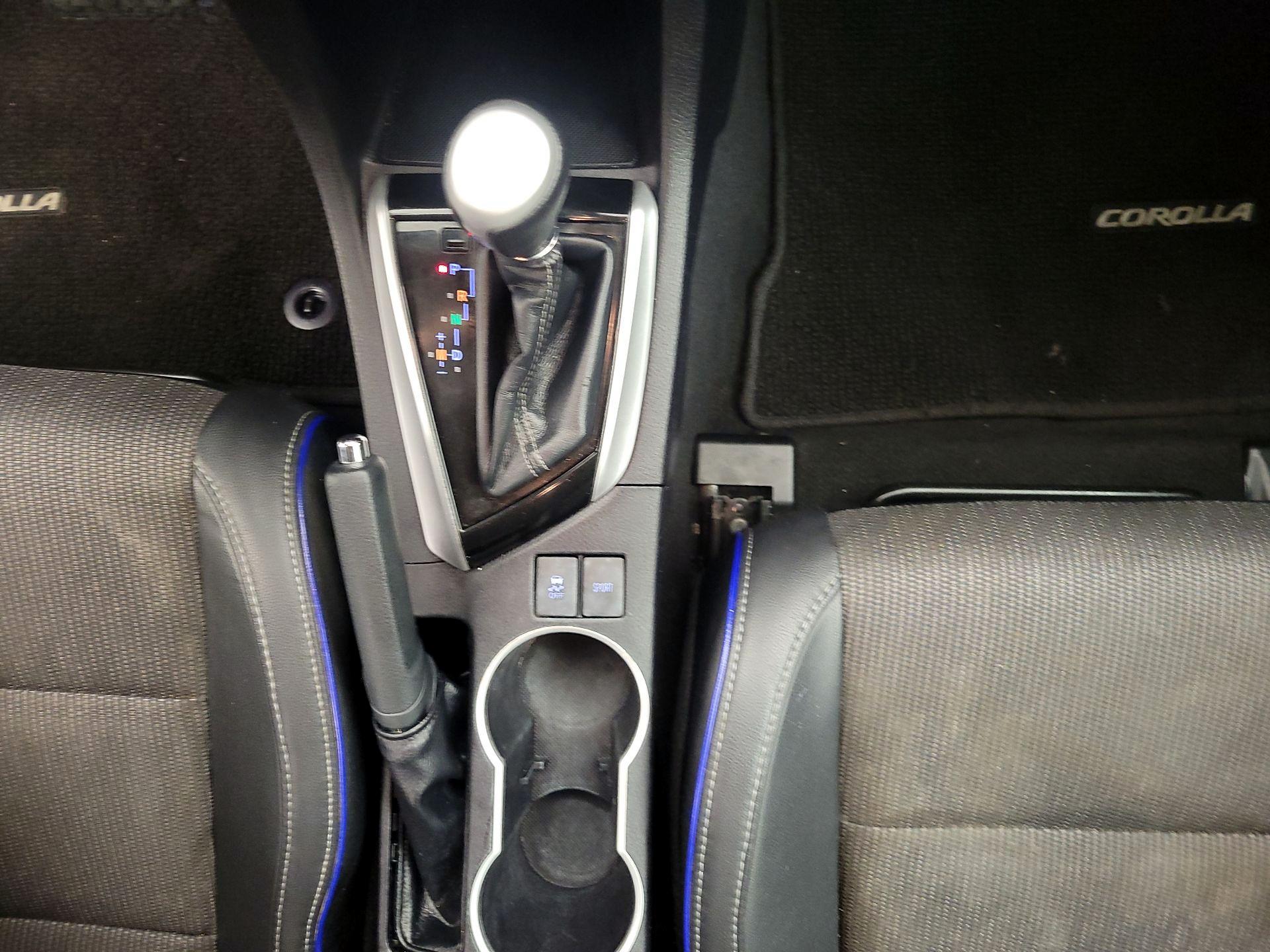 Thumbnail: 2019 Toyota Corolla - 17
