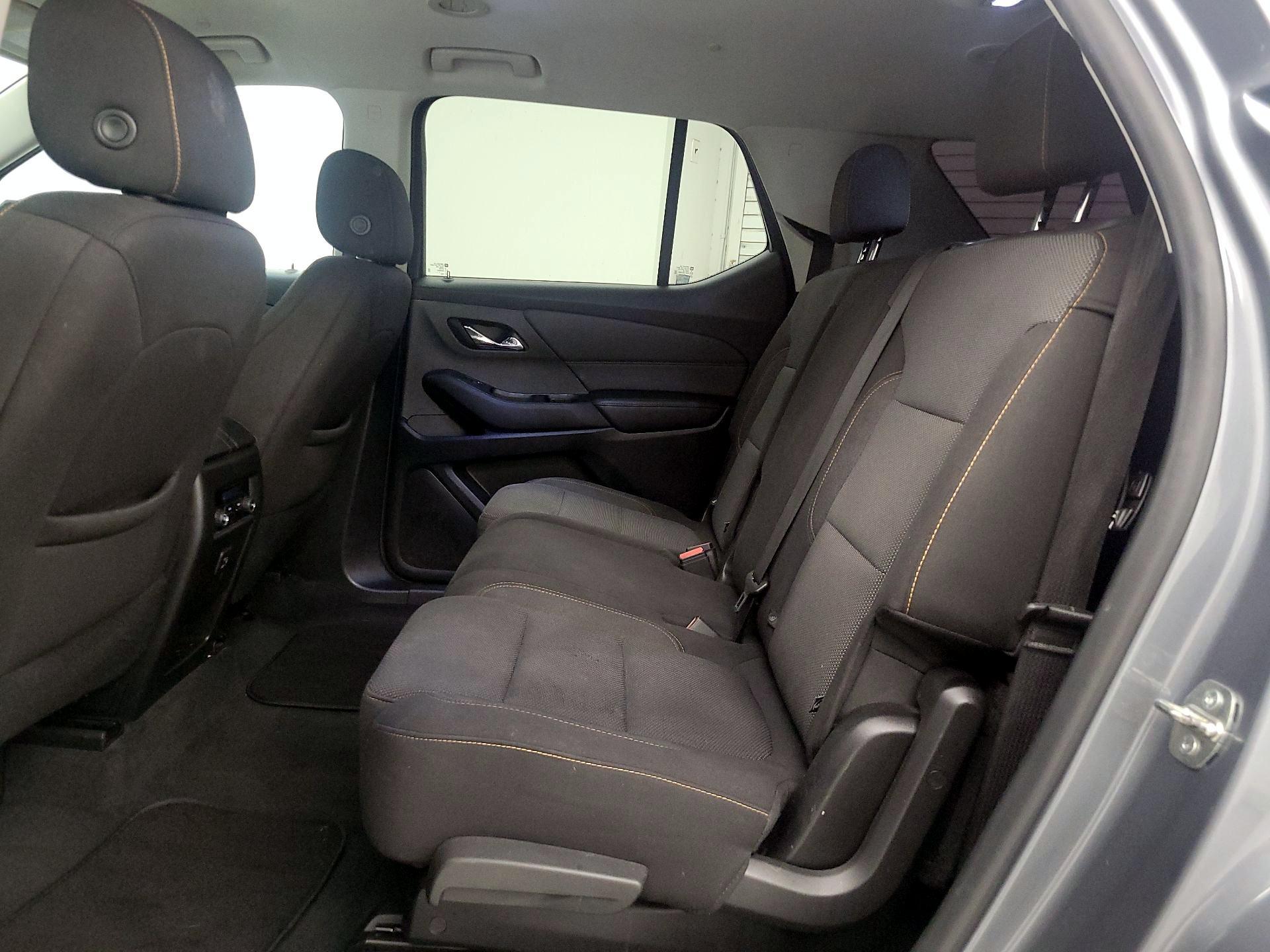 Thumbnail: 2021 Chevrolet Traverse - 19