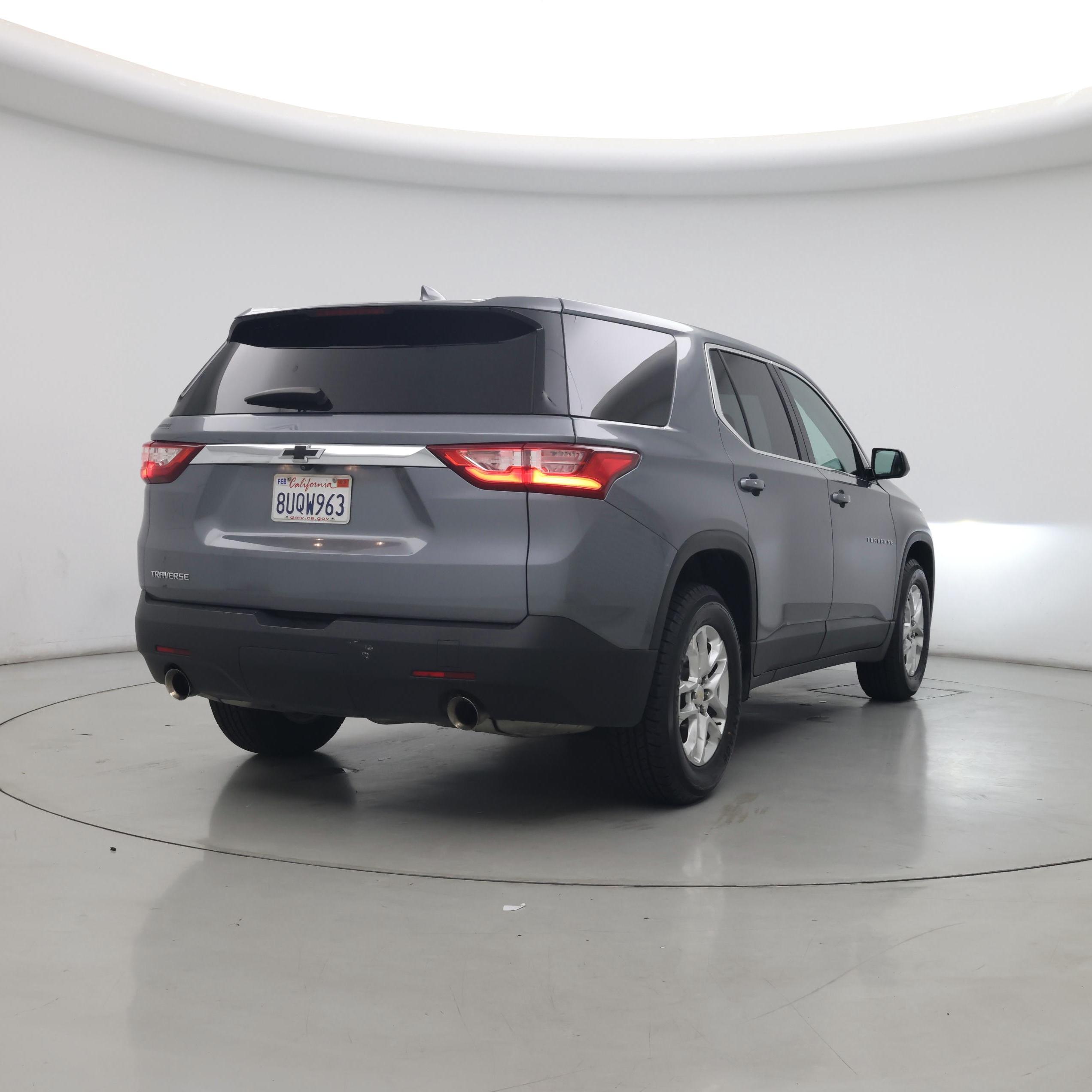 Thumbnail: 2021 Chevrolet Traverse - 8