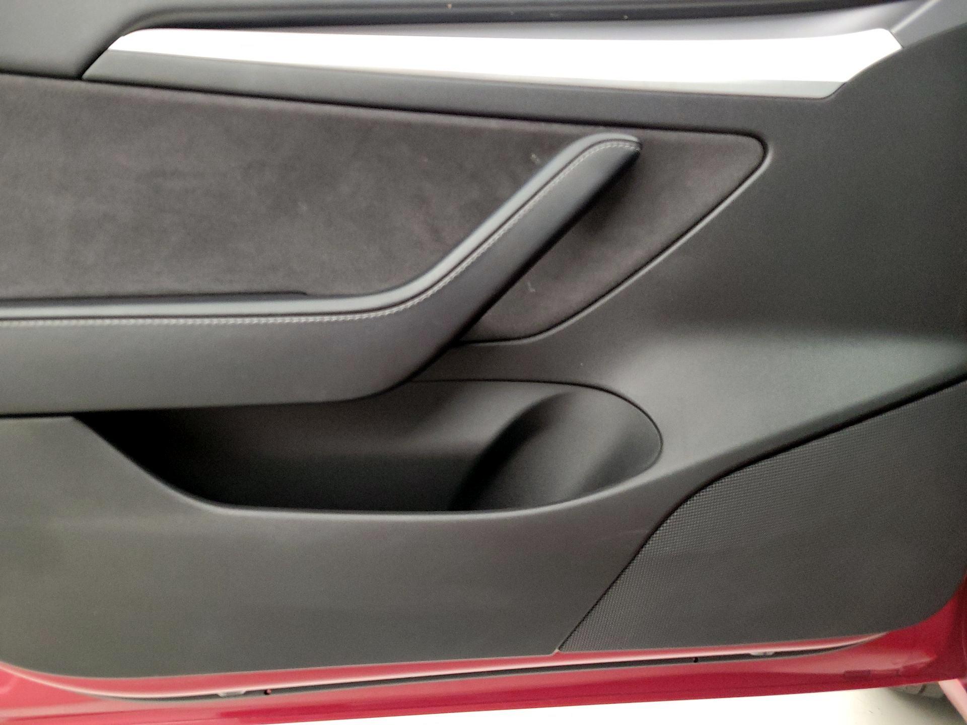 Thumbnail: 2022 Tesla Model 3 - 12