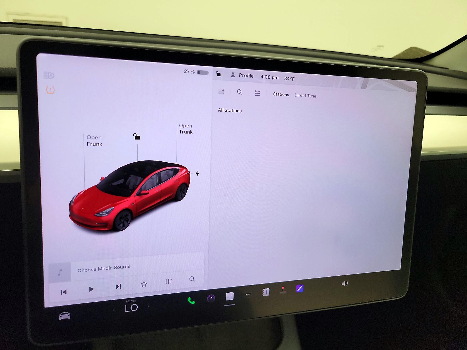 Thumbnail: 2022 Tesla Model 3 - 14