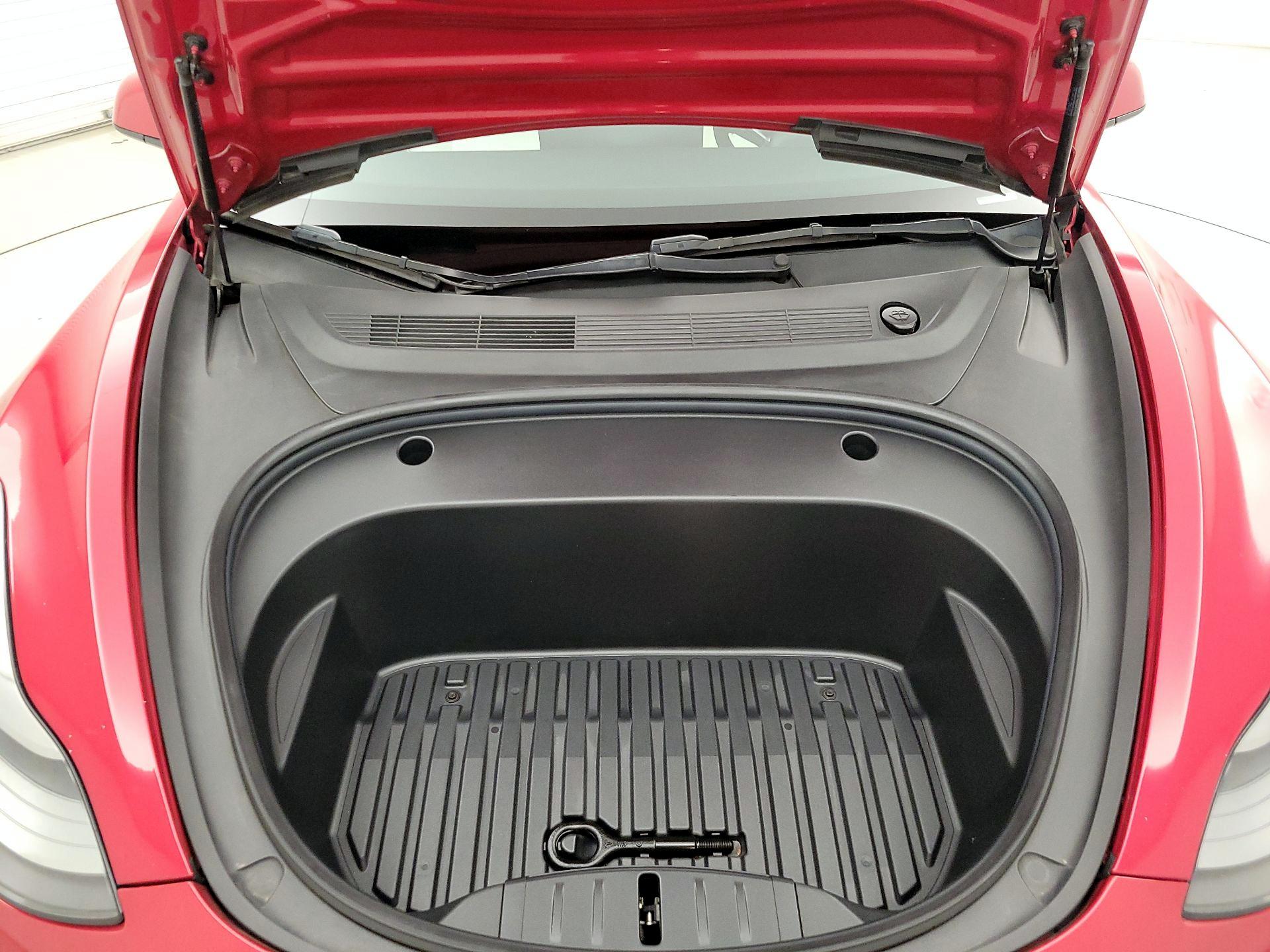 Thumbnail: 2022 Tesla Model 3 - 20