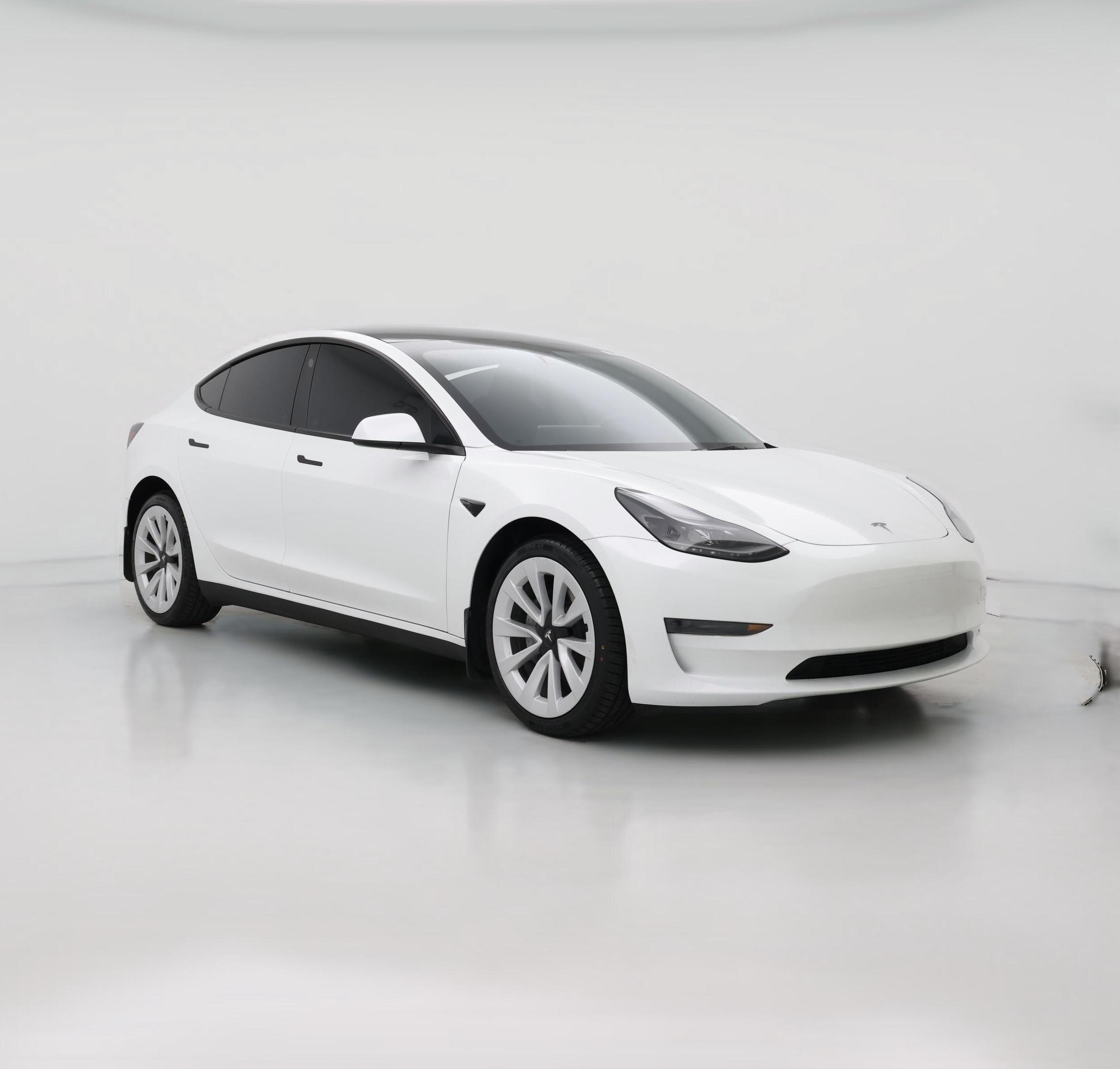 Thumbnail: 2023 Tesla Model 3 - 1