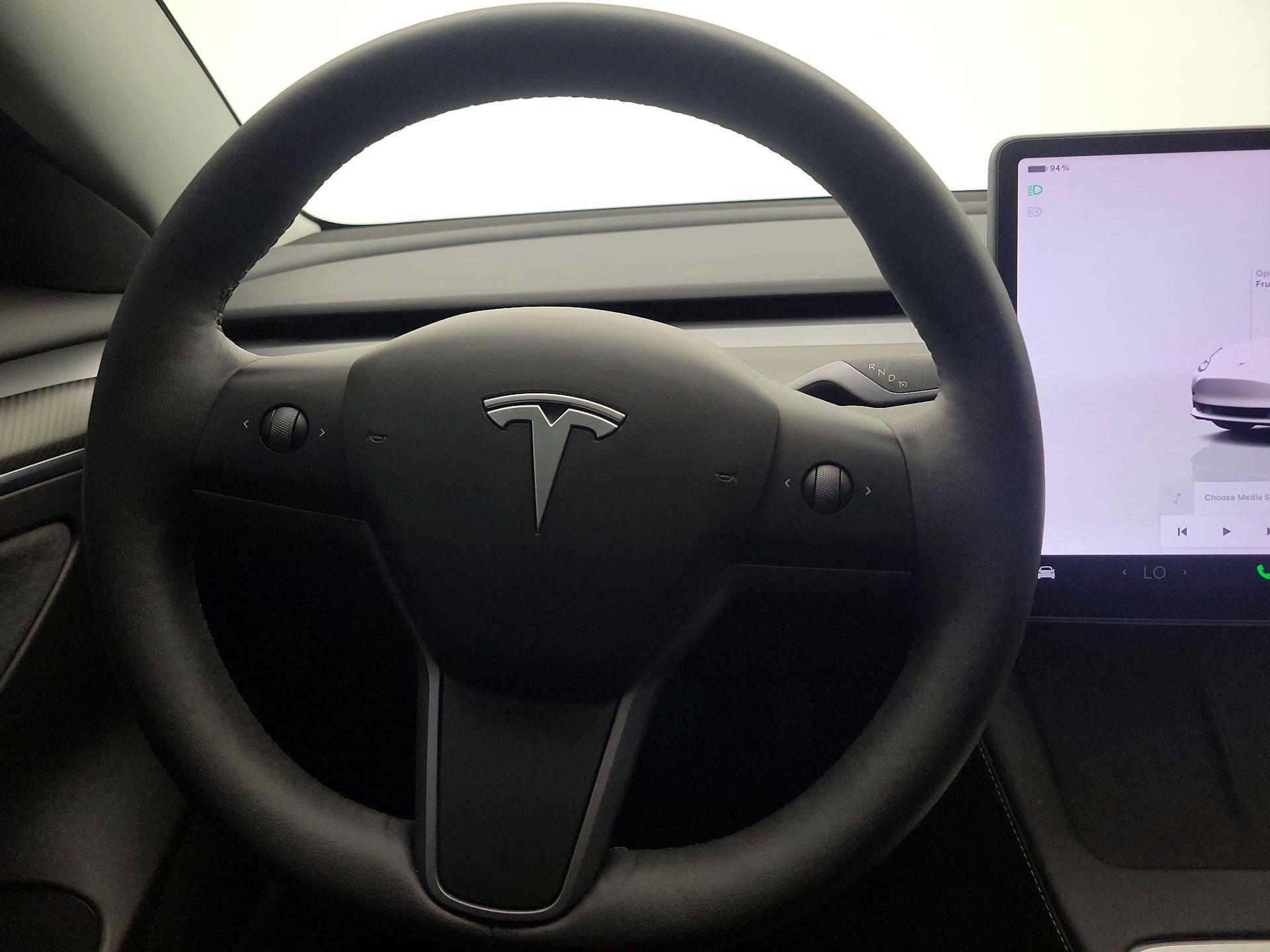 Thumbnail: 2023 Tesla Model 3 - 10