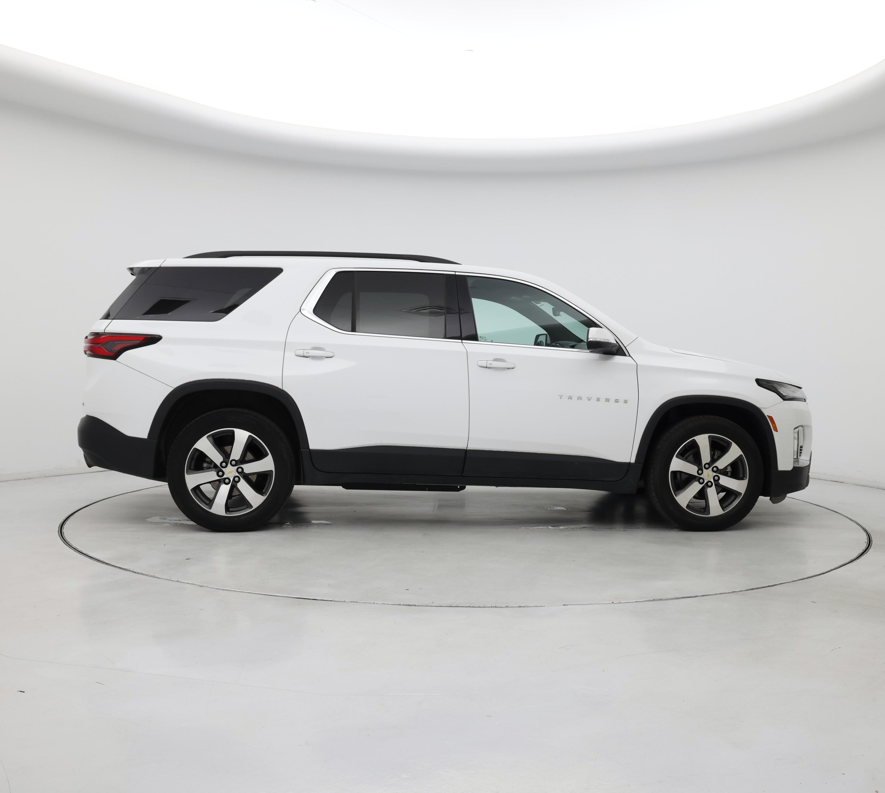Thumbnail: 2023 Chevrolet Traverse - 7