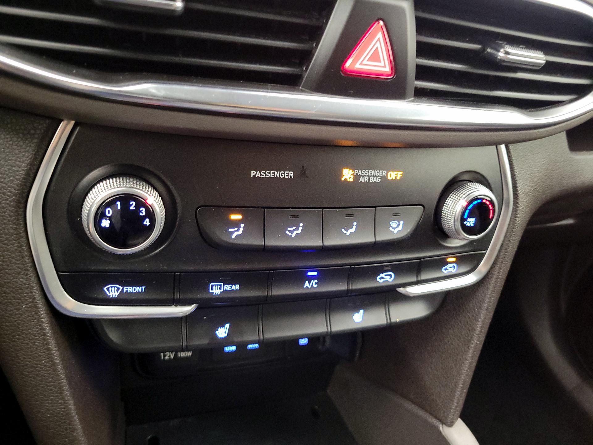 Thumbnail: 2019 Hyundai Santa Fe - 16