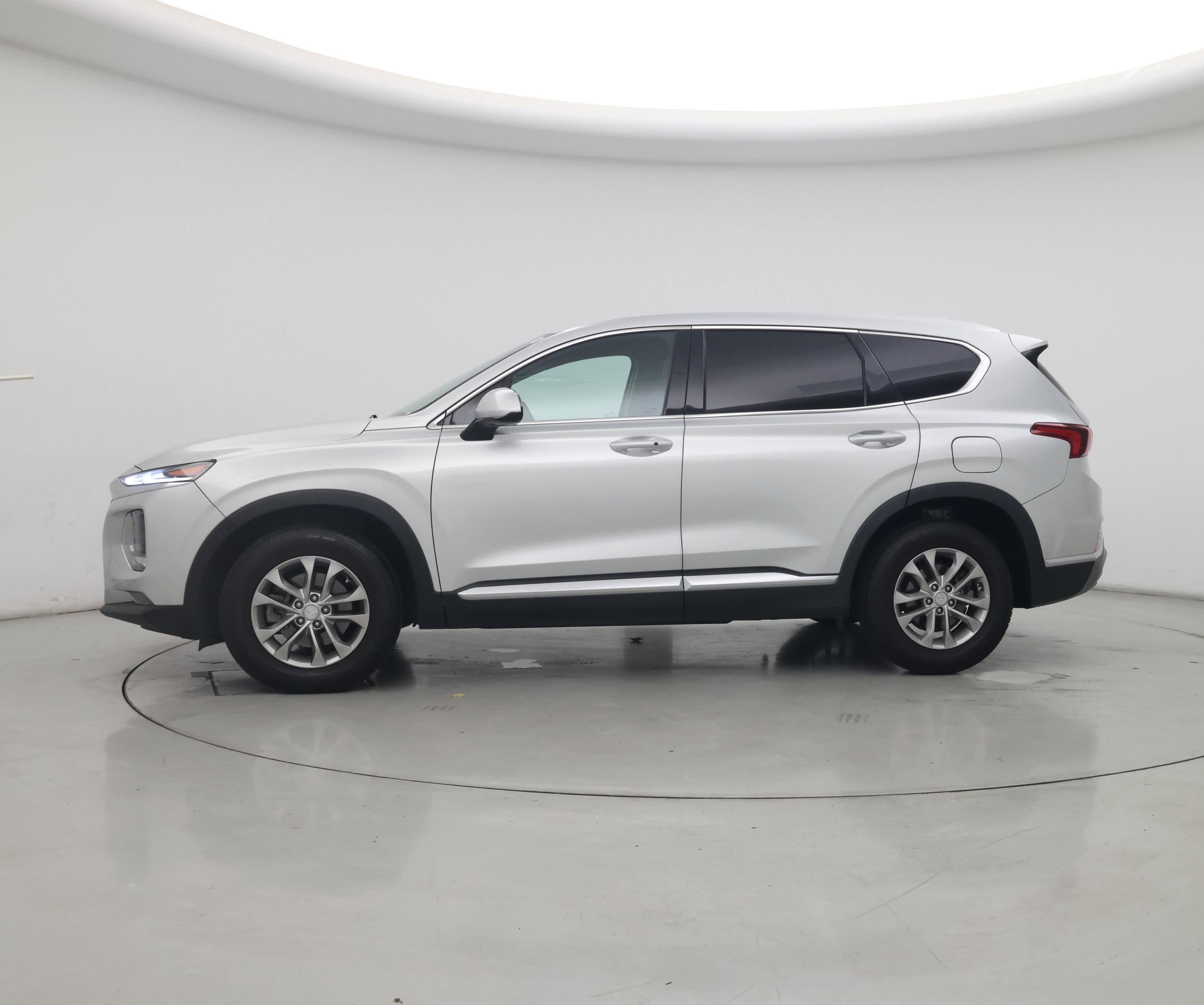 Thumbnail: 2019 Hyundai Santa Fe - 3