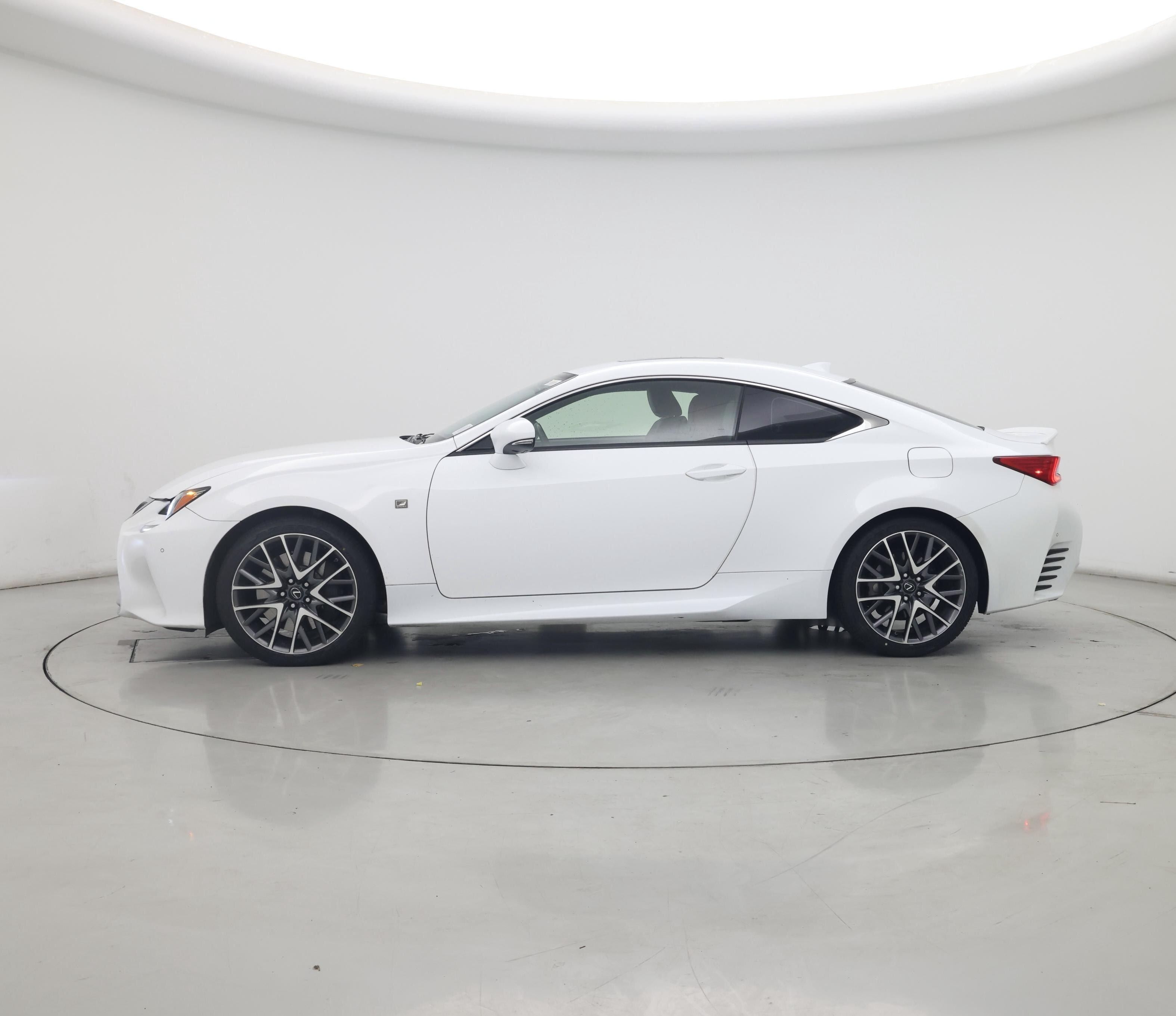 Thumbnail: 2016 Lexus RC - 3