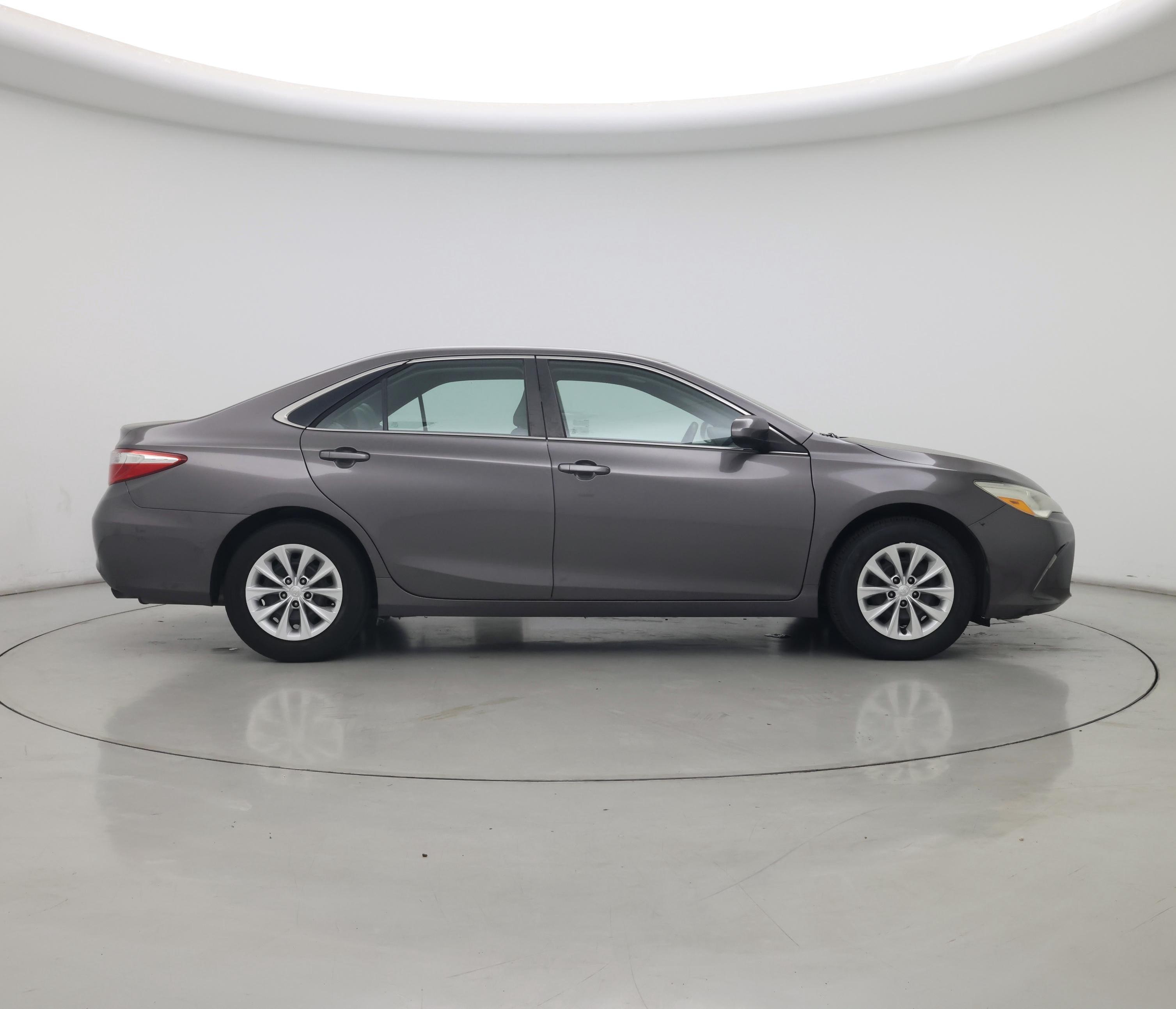 Thumbnail: 2015 Toyota Camry - 7