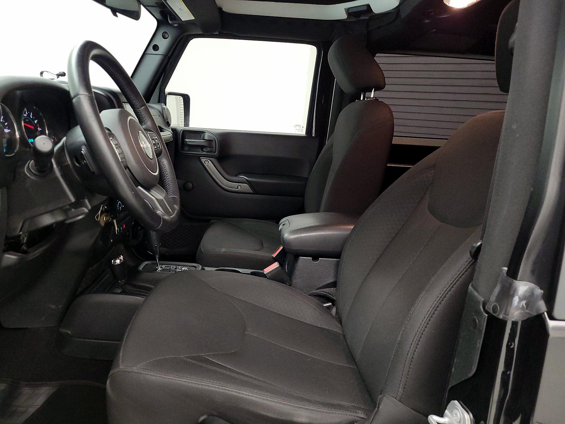Thumbnail: 2018 Jeep Wrangler - 11
