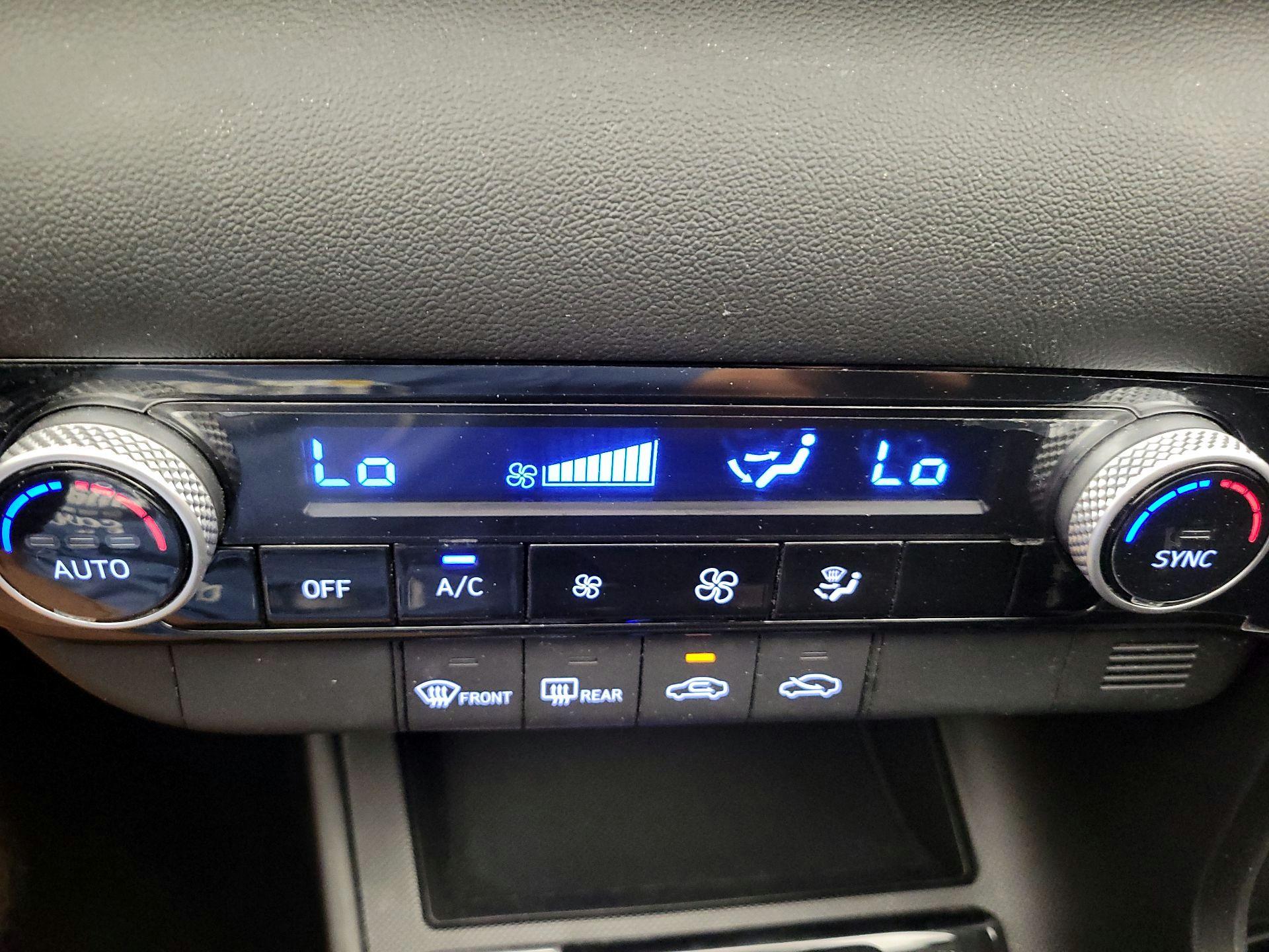 Thumbnail: 2023 Hyundai Elantra - 16