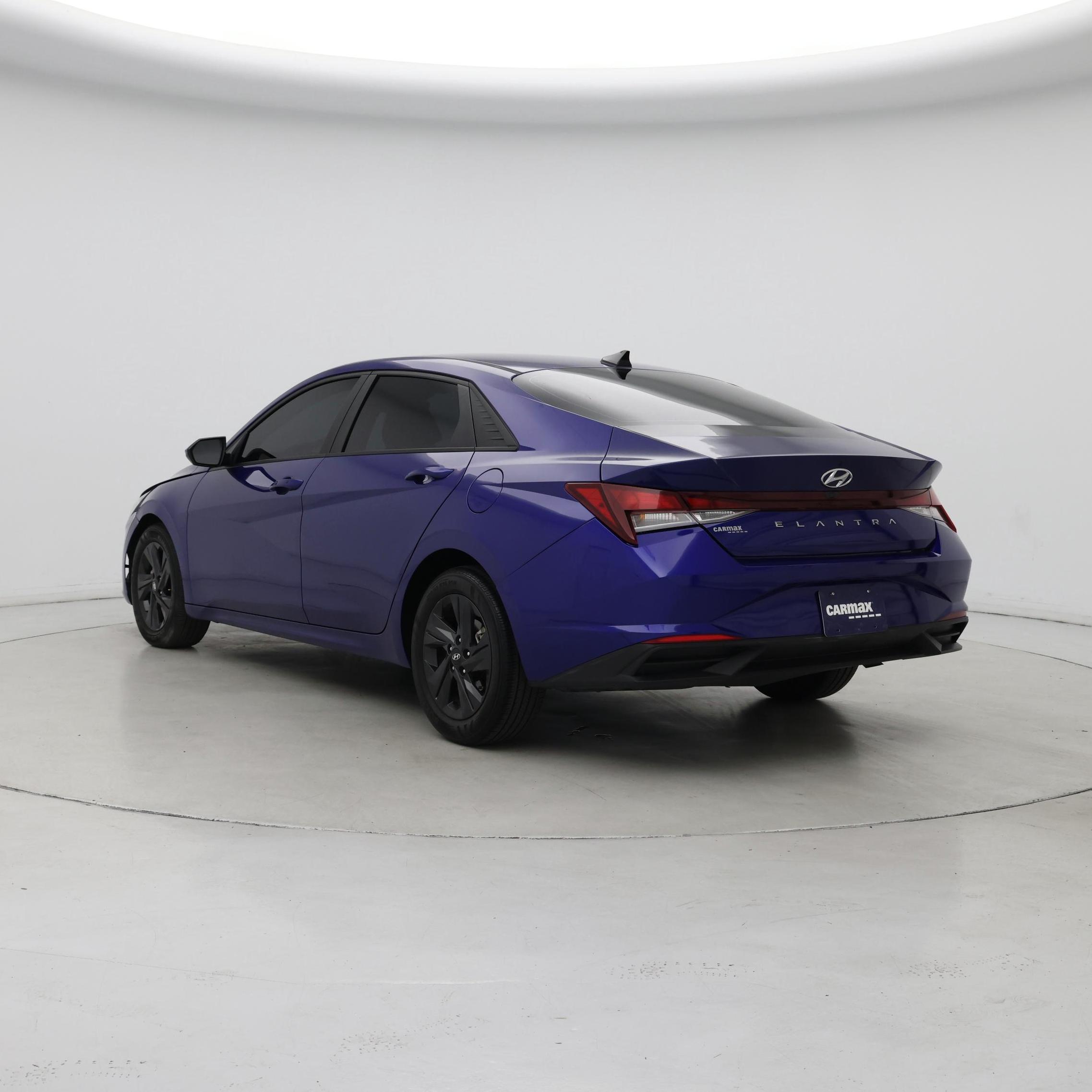 Thumbnail: 2023 Hyundai Elantra - 2
