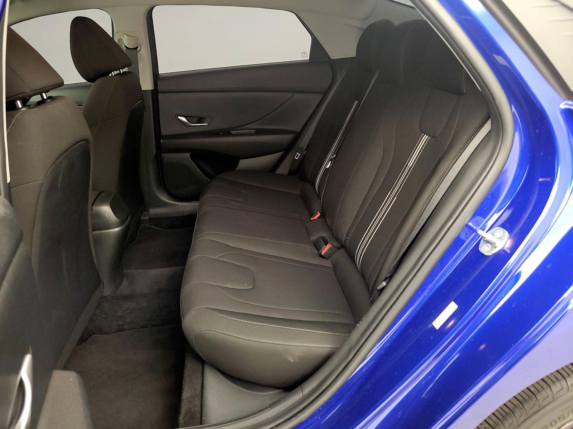 Thumbnail: 2023 Hyundai Elantra - 19