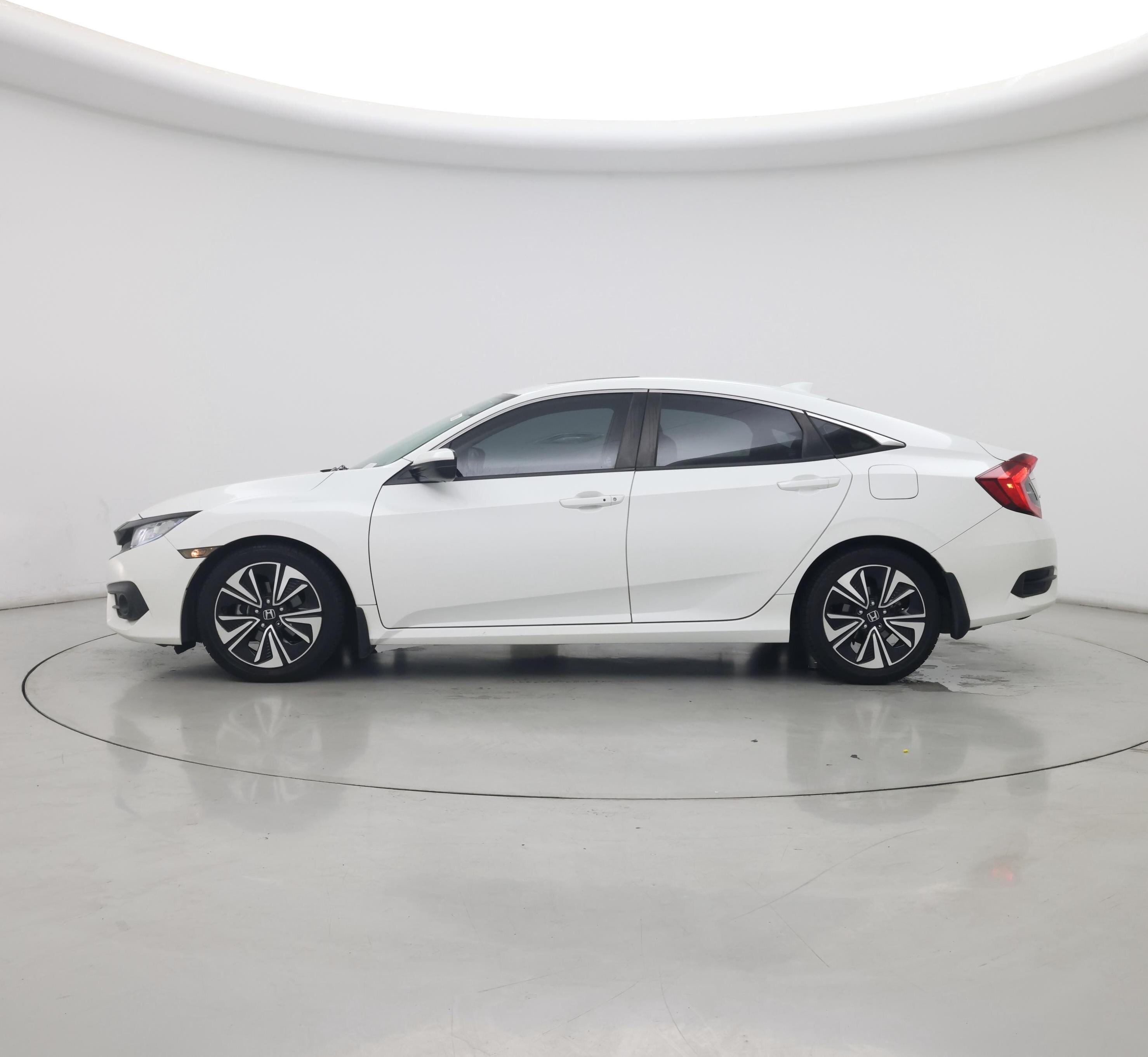 Thumbnail: 2018 Honda Civic - 3