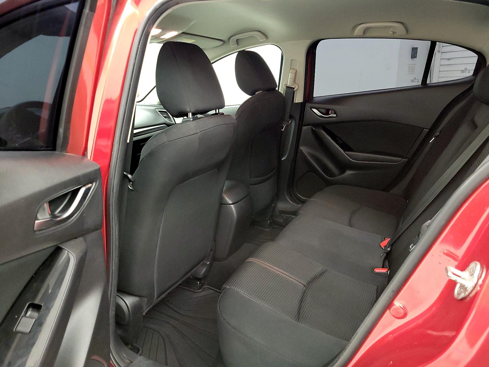 Thumbnail: 2017 Mazda Mazda3 - 20
