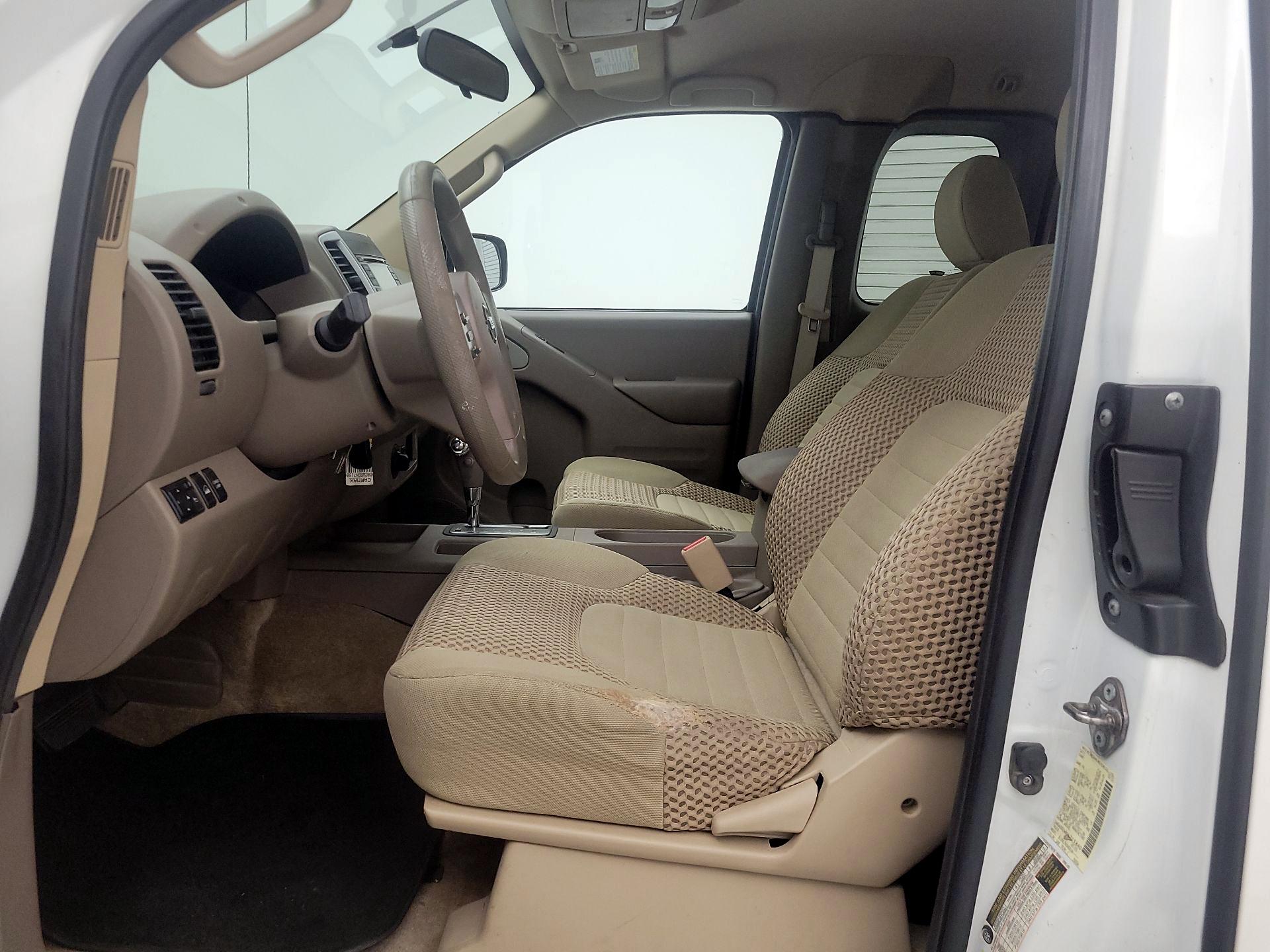 Thumbnail: 2016 Nissan Frontier - 11