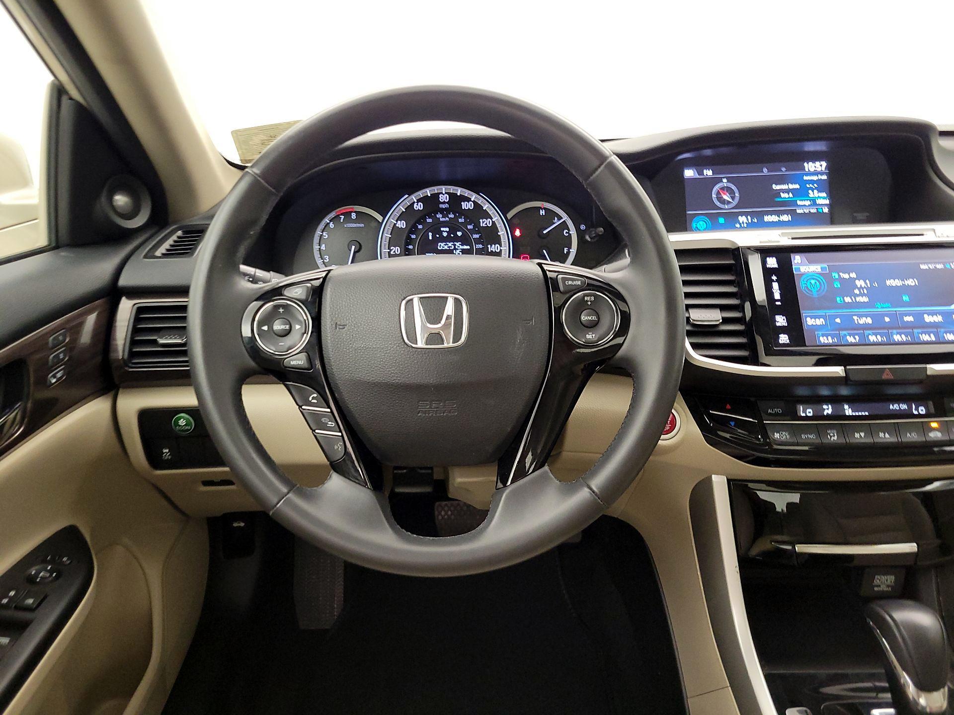 Thumbnail: 2017 Honda Accord - 10