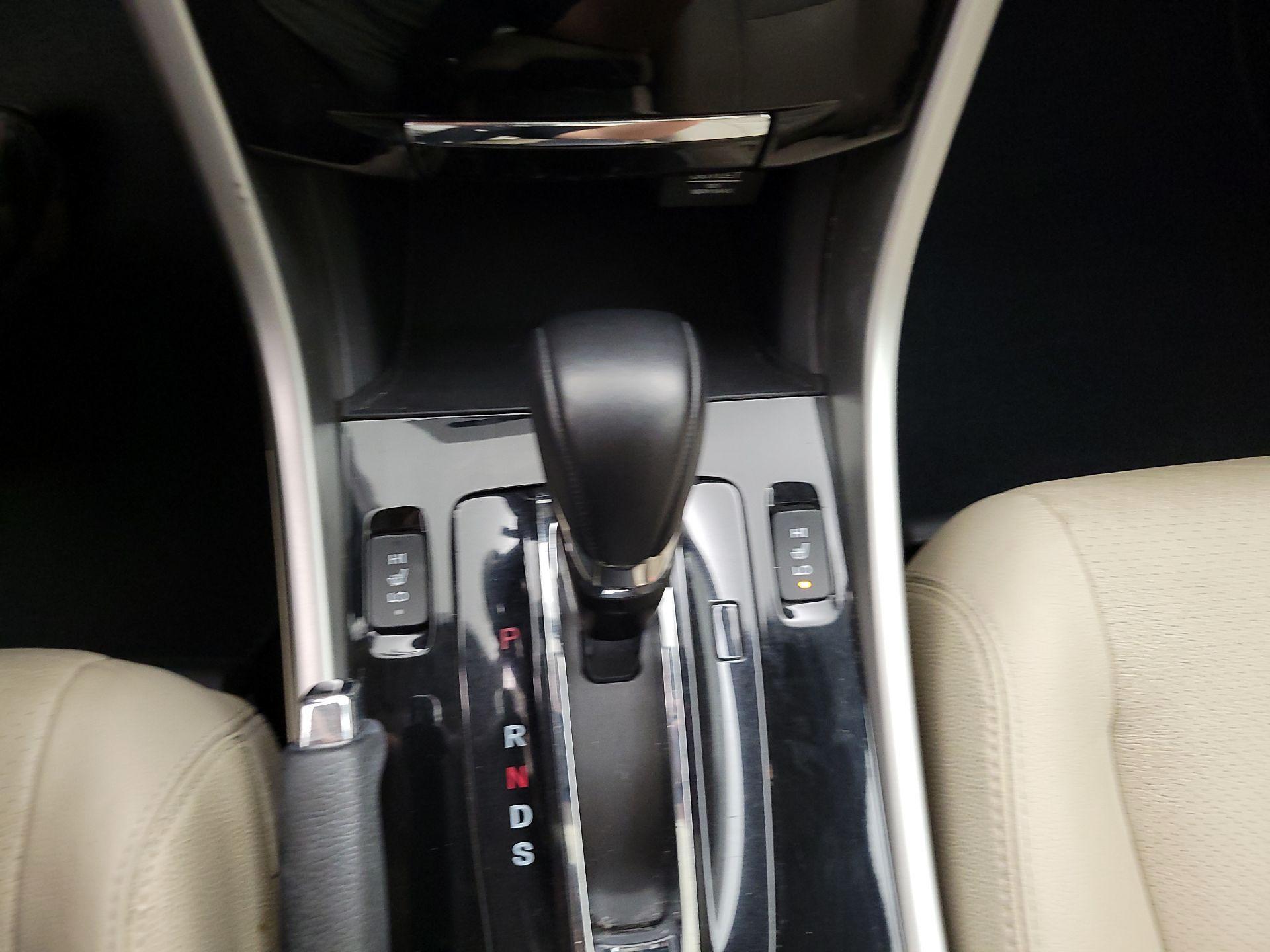 Thumbnail: 2017 Honda Accord - 17