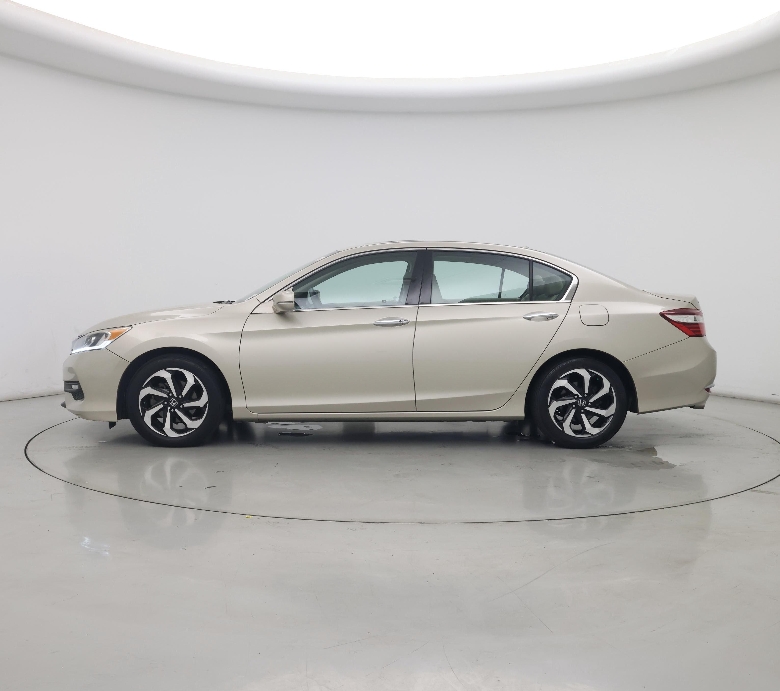 Thumbnail: 2017 Honda Accord - 3