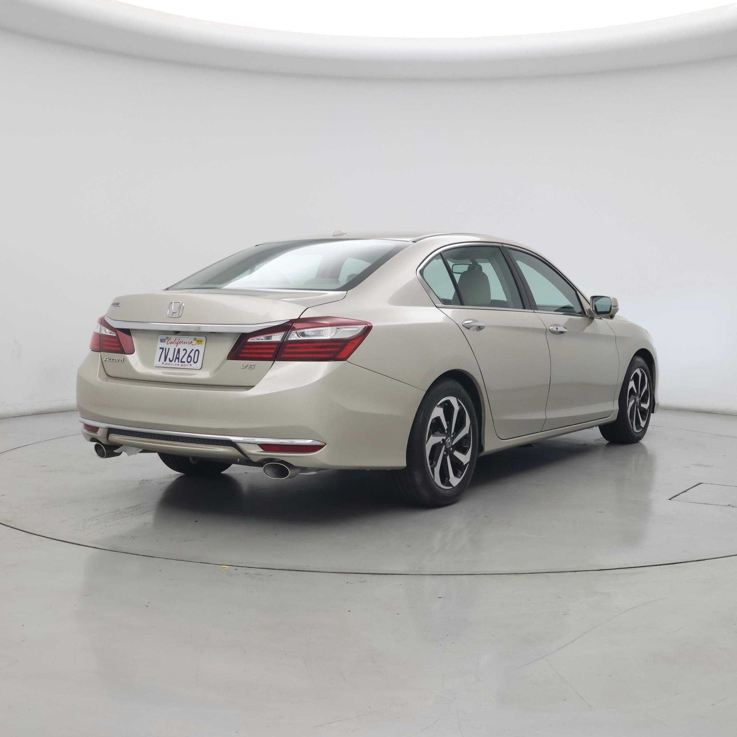 Thumbnail: 2017 Honda Accord - 8