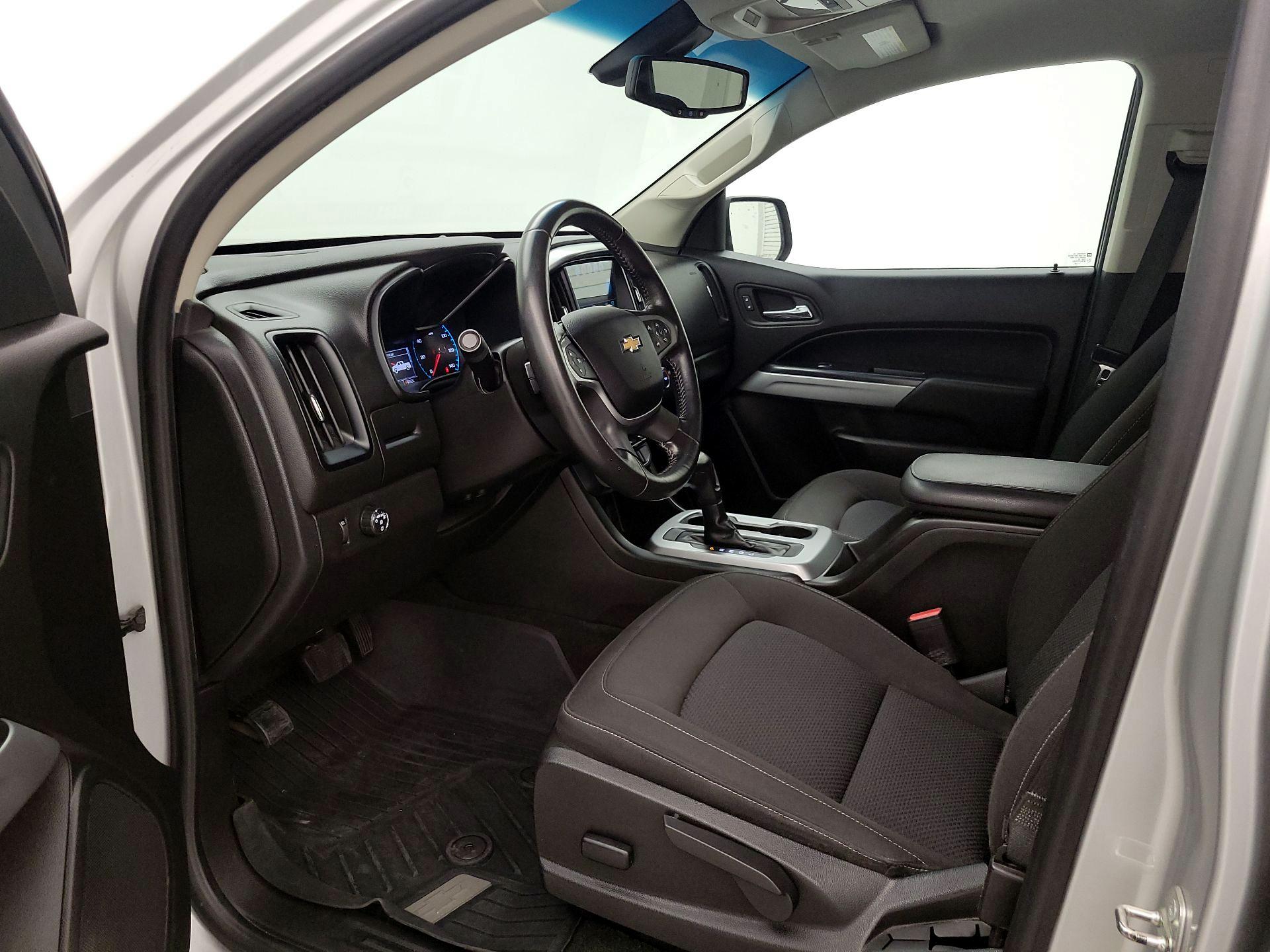 Thumbnail: 2018 Chevrolet Colorado - 11