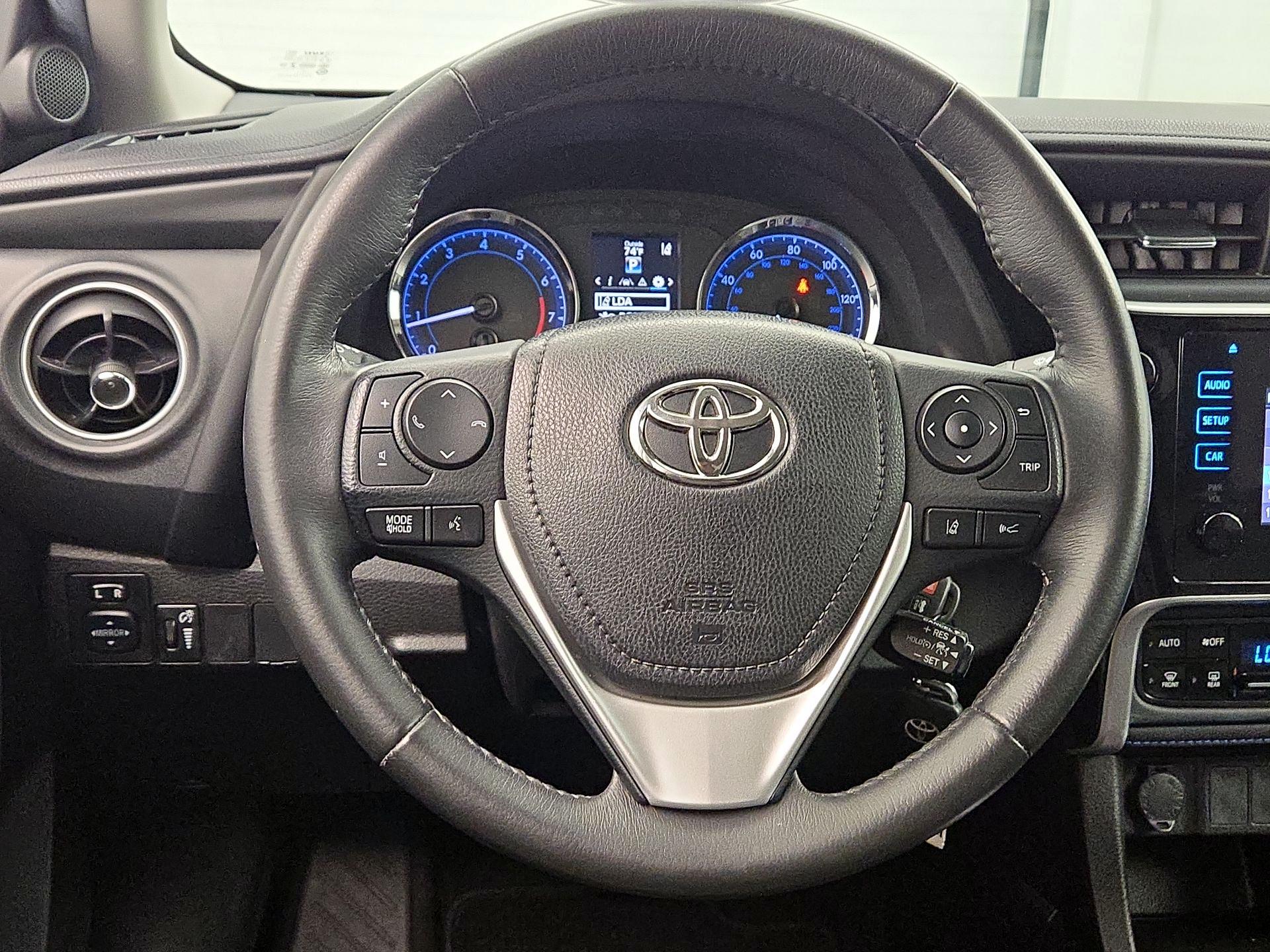 Thumbnail: 2018 Toyota Corolla - 10