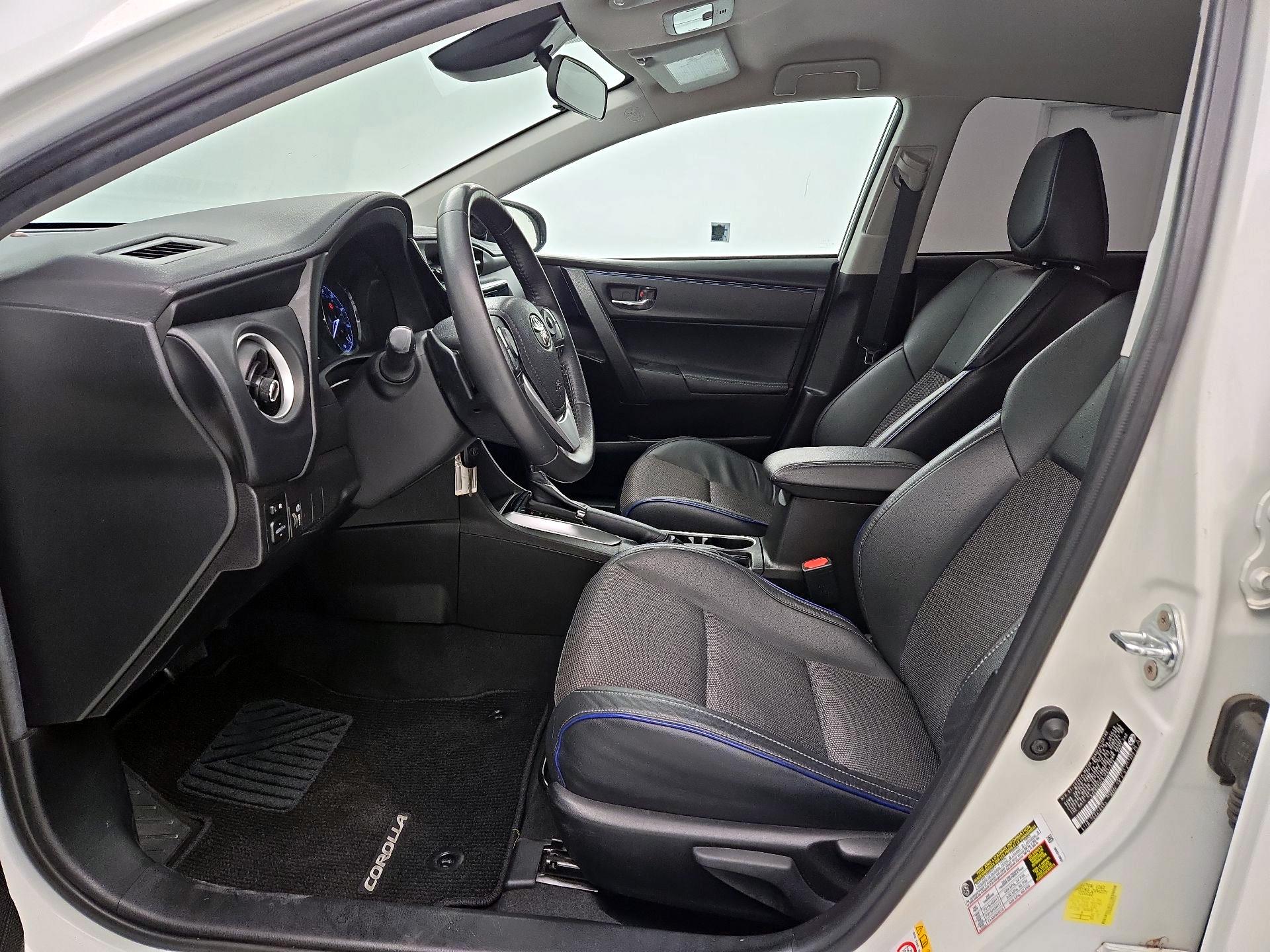 Thumbnail: 2018 Toyota Corolla - 11
