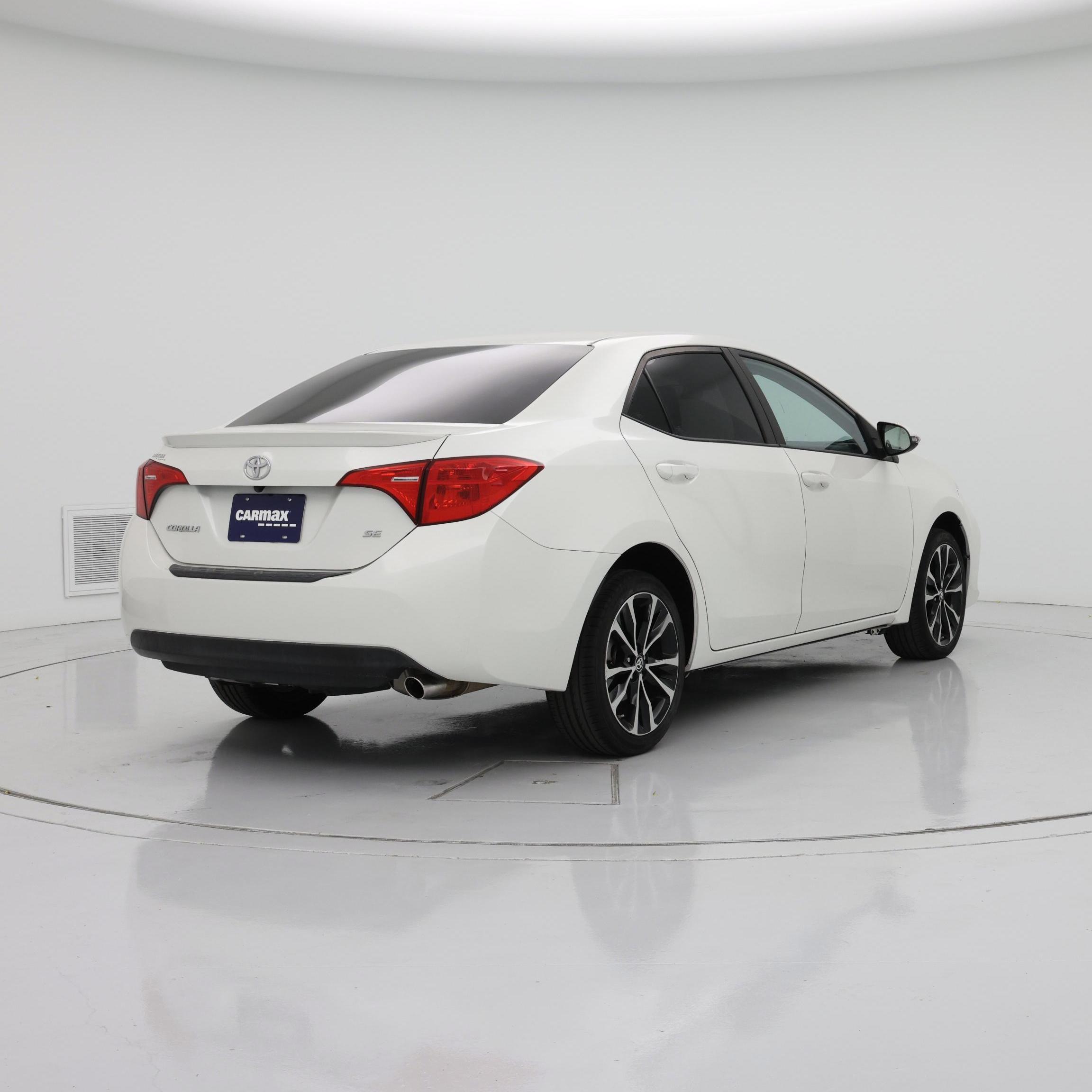 Thumbnail: 2018 Toyota Corolla - 8