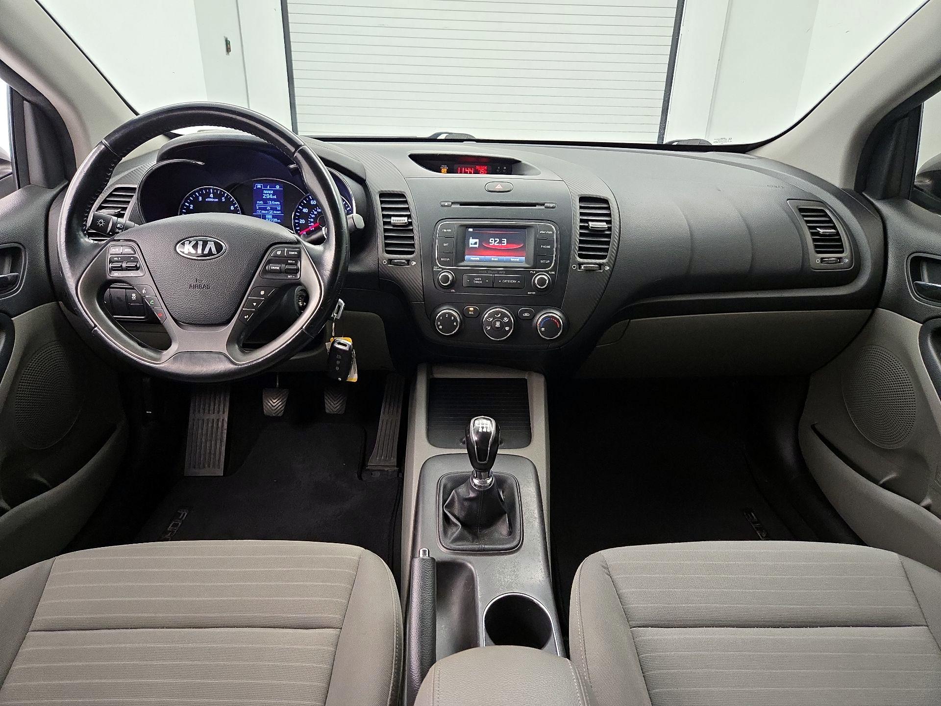 Thumbnail: 2014 Kia Forte - 9