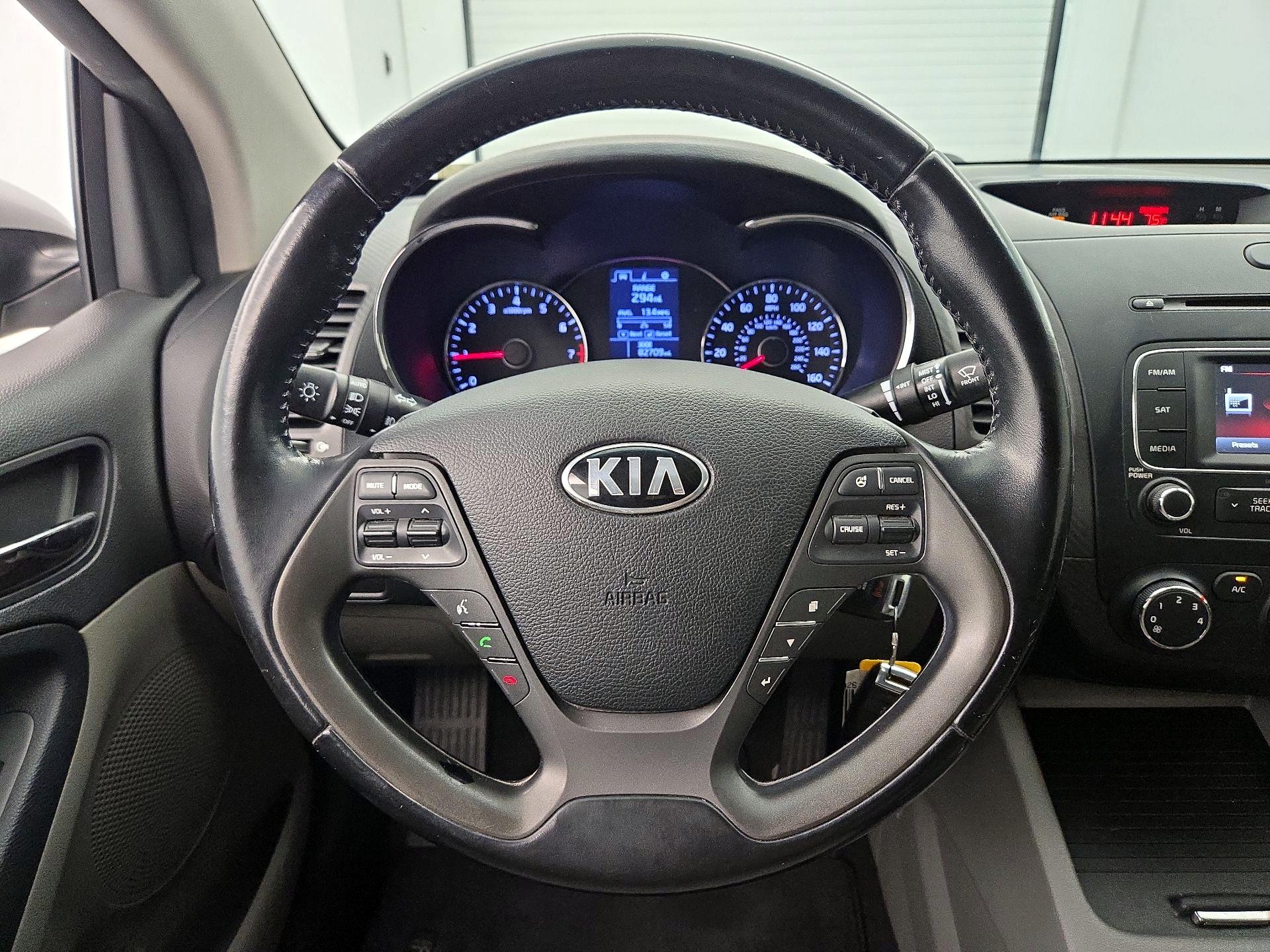 Thumbnail: 2014 Kia Forte - 10