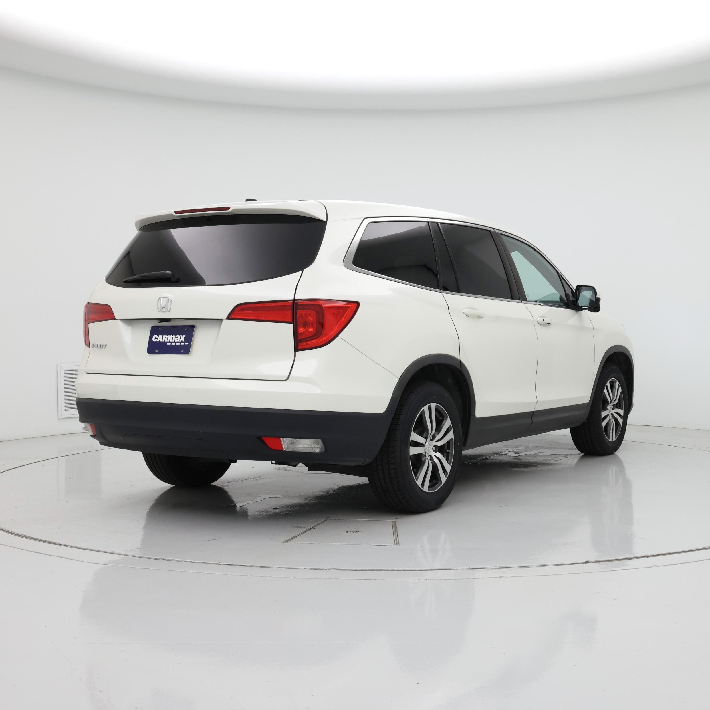 Thumbnail: 2018 Honda Pilot - 8
