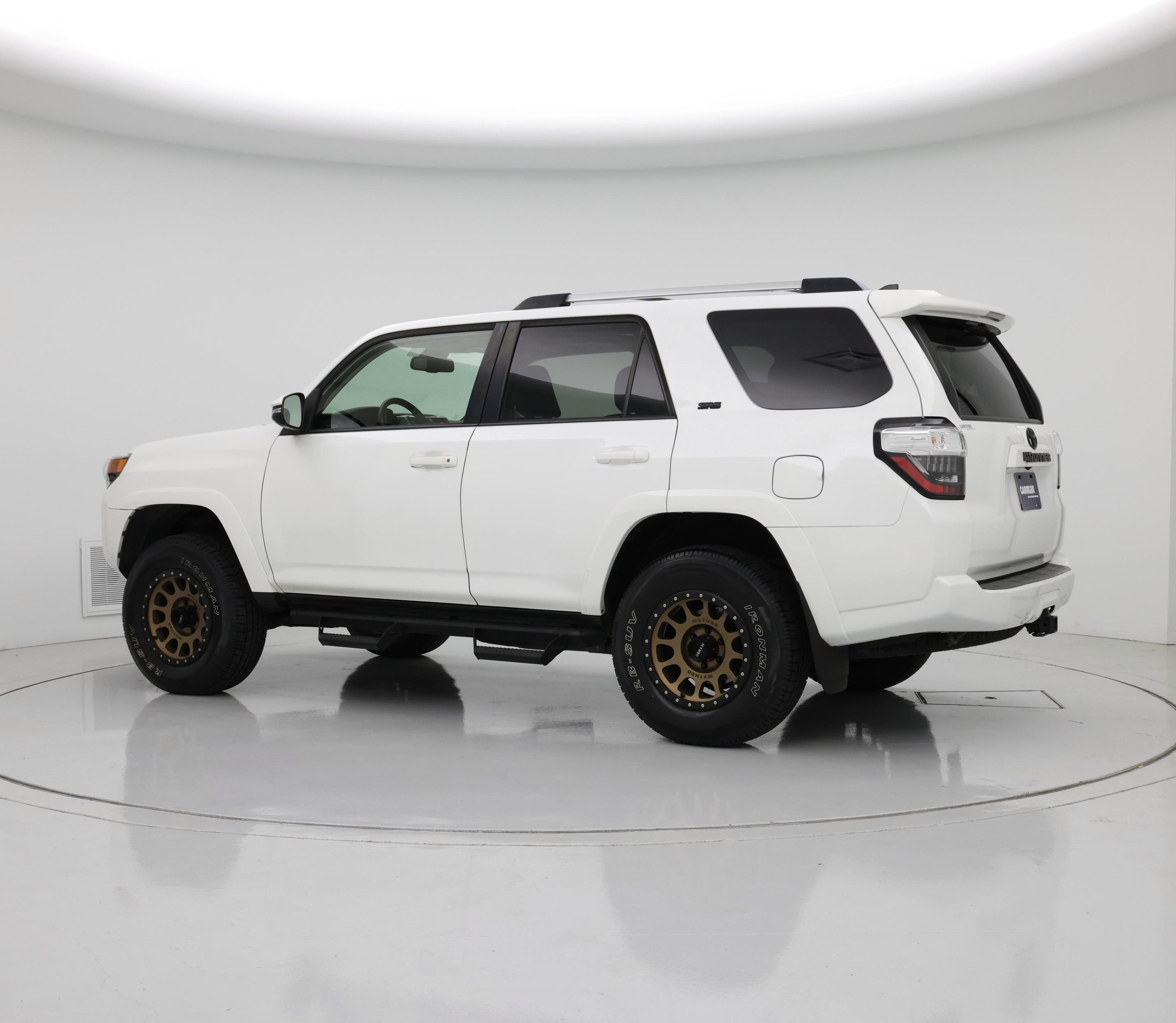 Thumbnail: 2020 Toyota 4Runner - 4